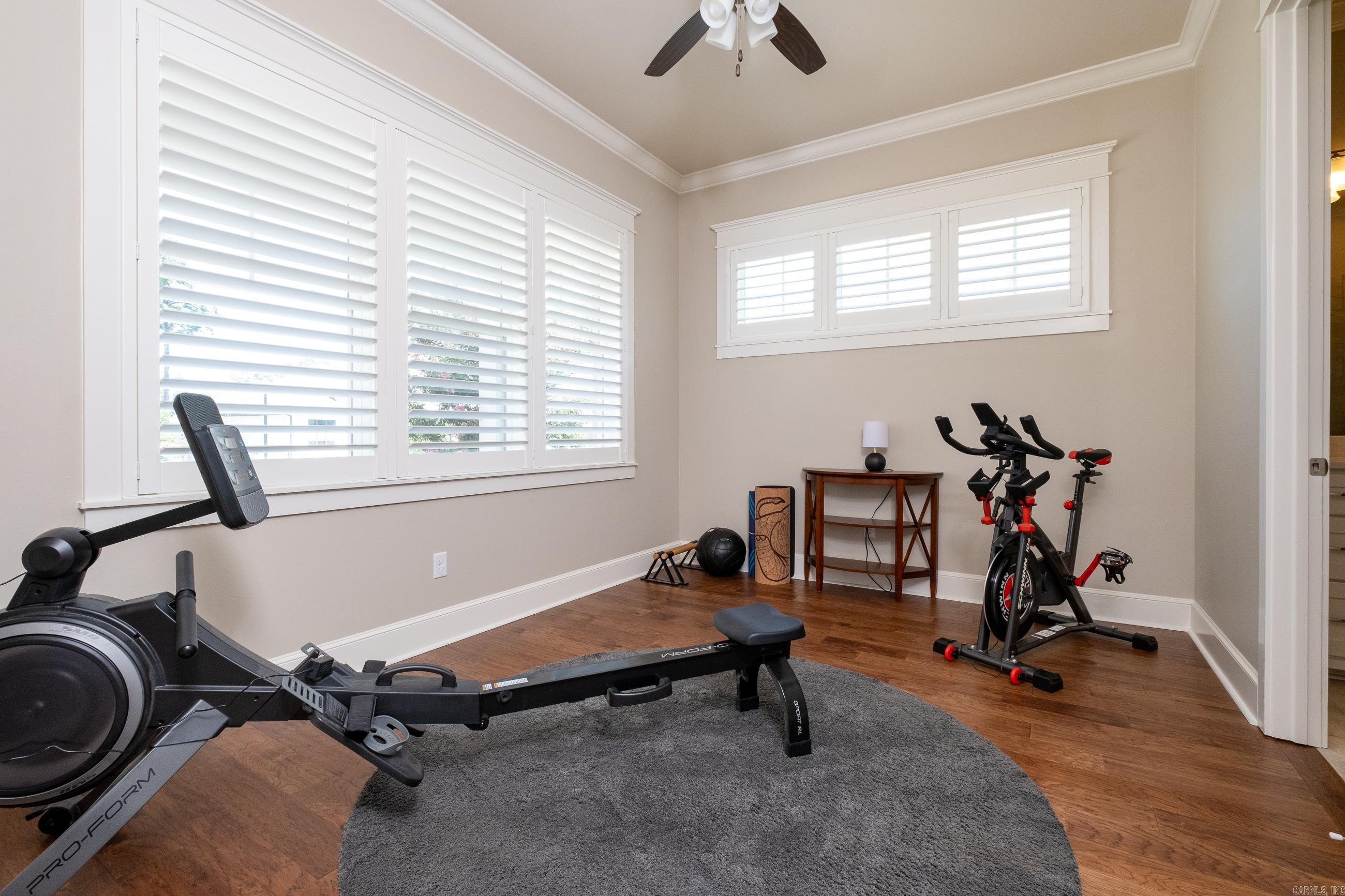 CHENAL VALLEY "ENSBURY PLACE" - Residential