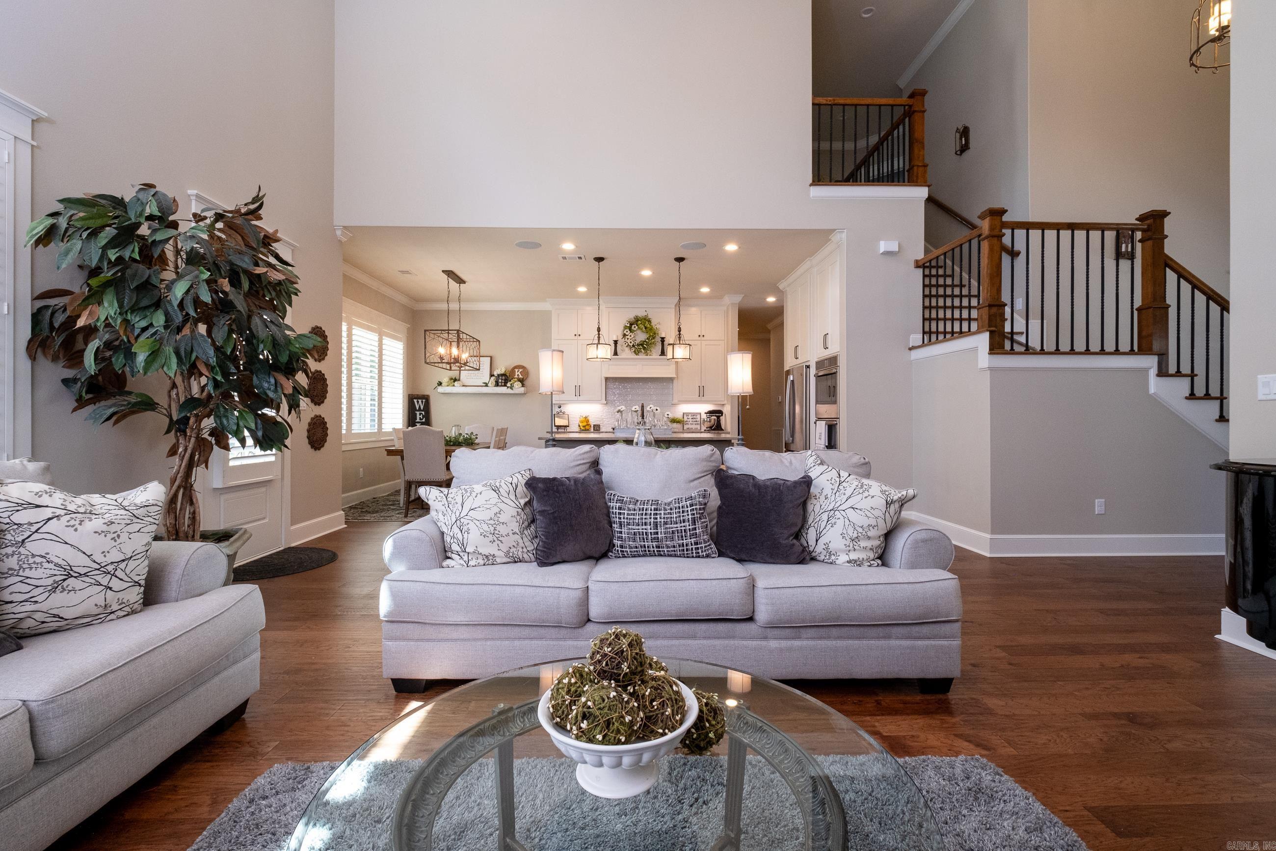CHENAL VALLEY "ENSBURY PLACE" - Residential