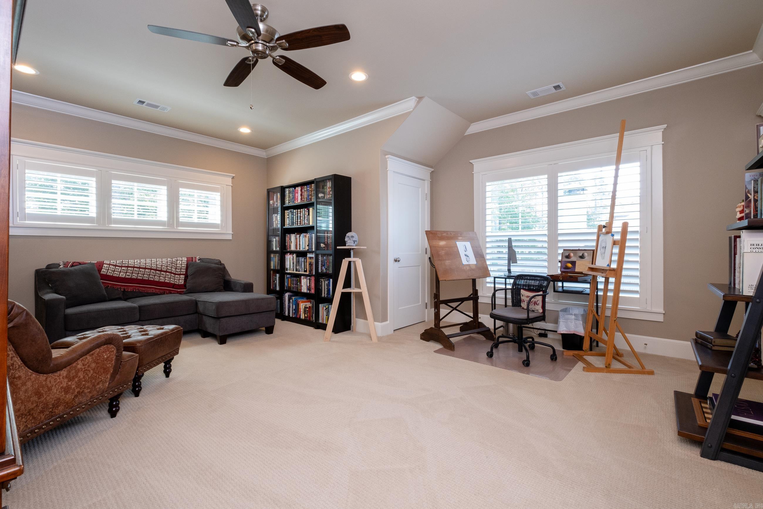 CHENAL VALLEY "ENSBURY PLACE" - Residential