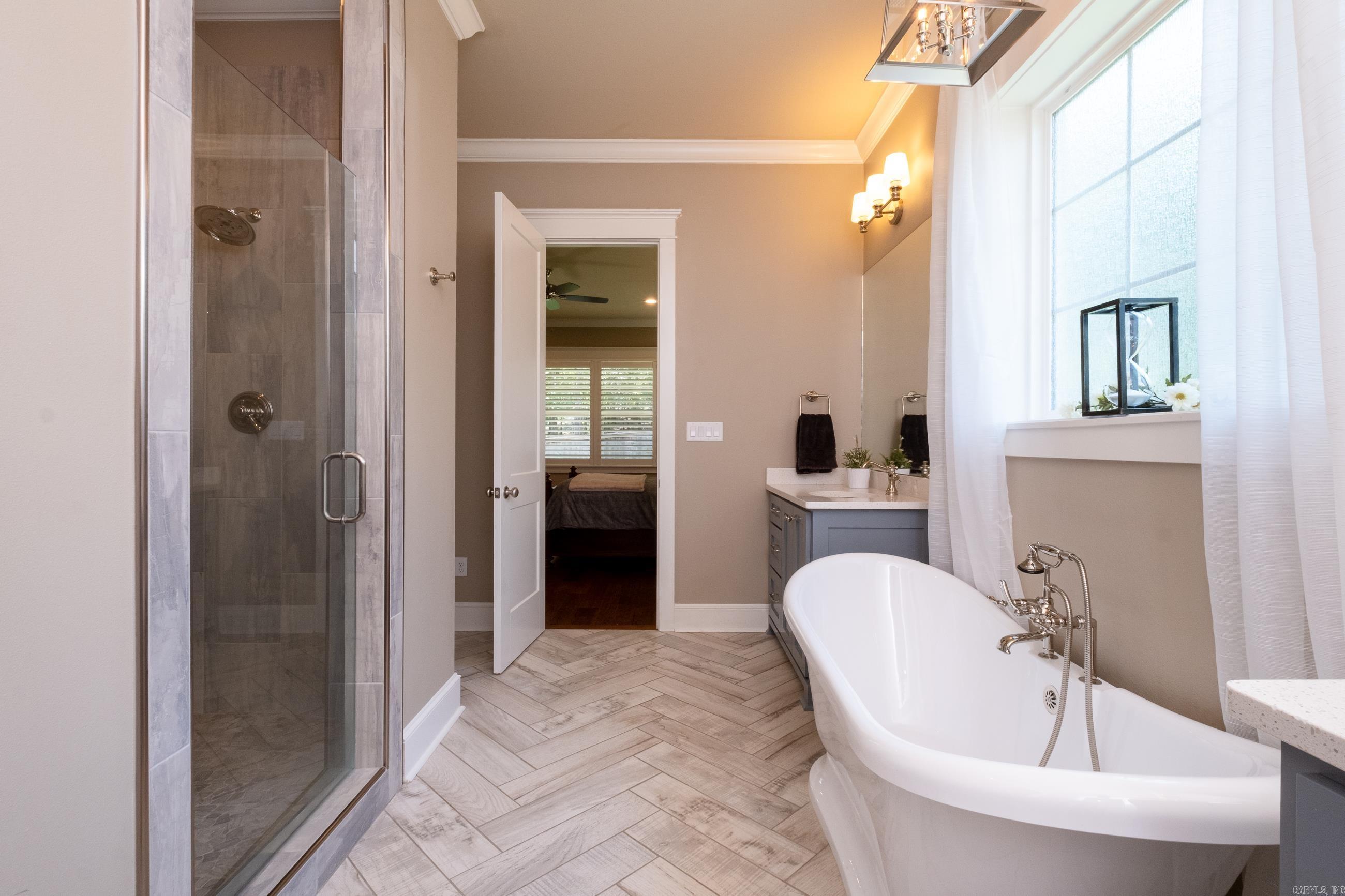 CHENAL VALLEY "ENSBURY PLACE" - Residential