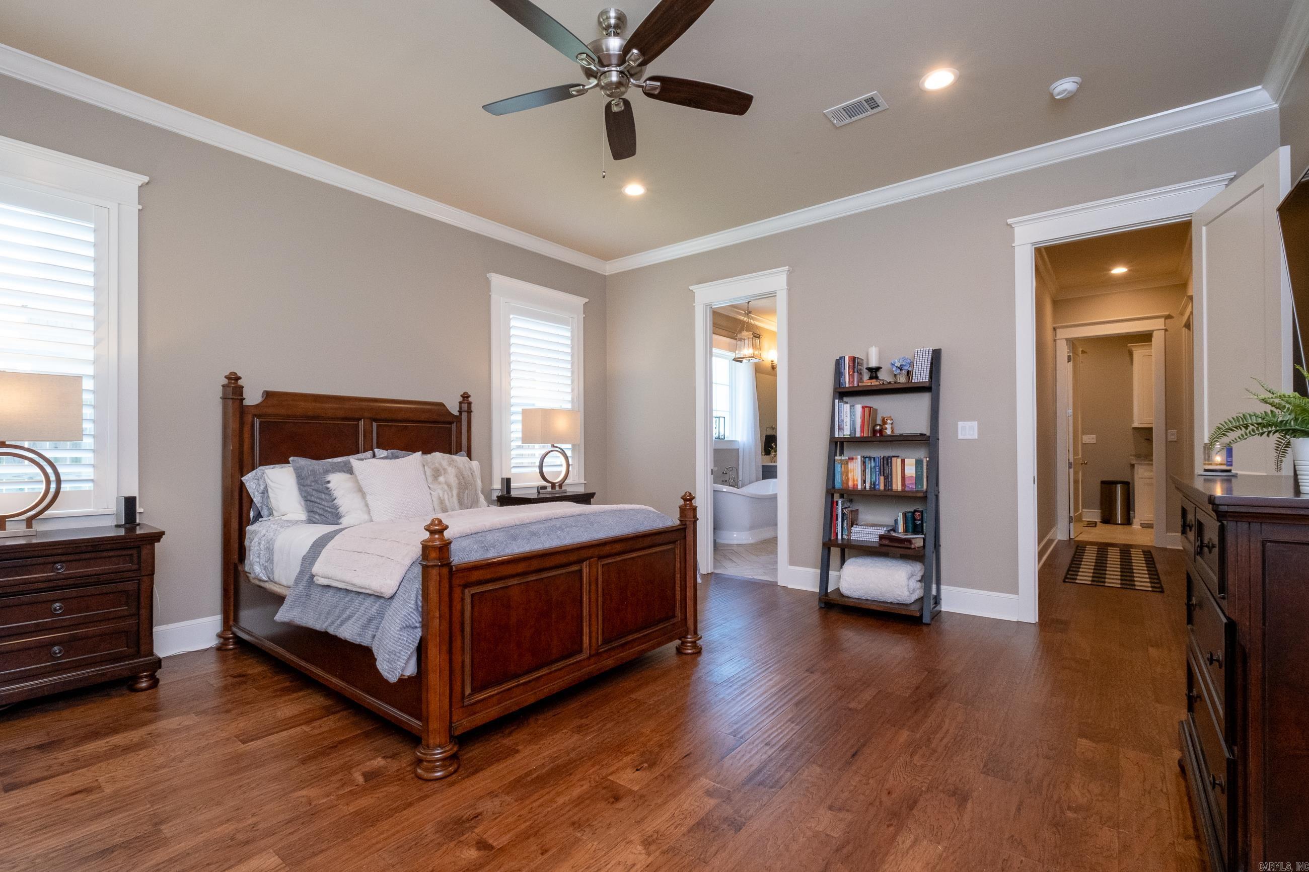 CHENAL VALLEY "ENSBURY PLACE" - Residential