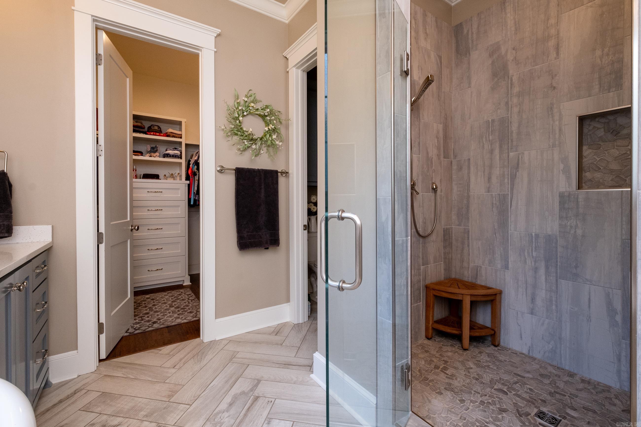 CHENAL VALLEY "ENSBURY PLACE" - Residential
