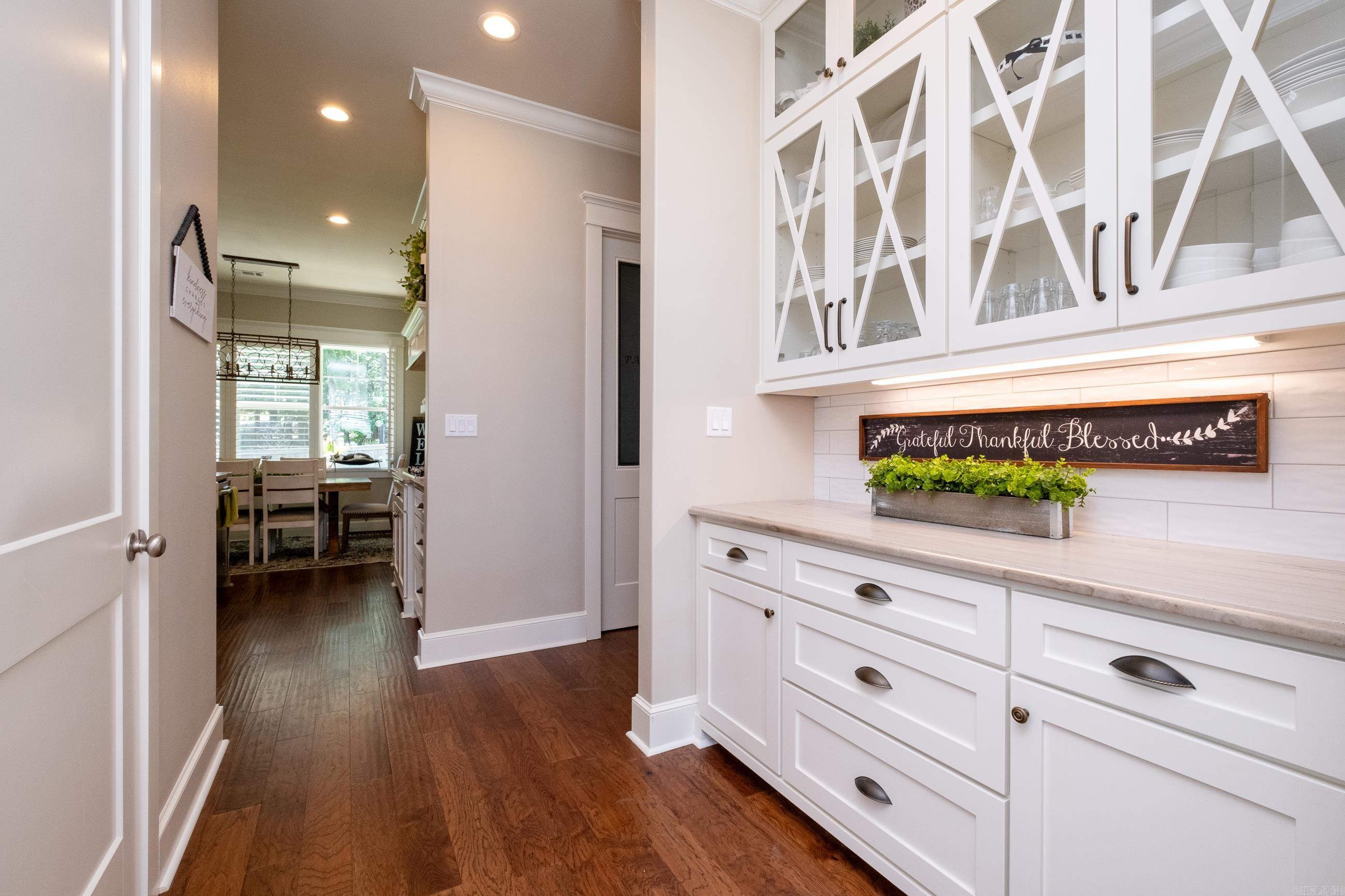 CHENAL VALLEY "ENSBURY PLACE" - Residential