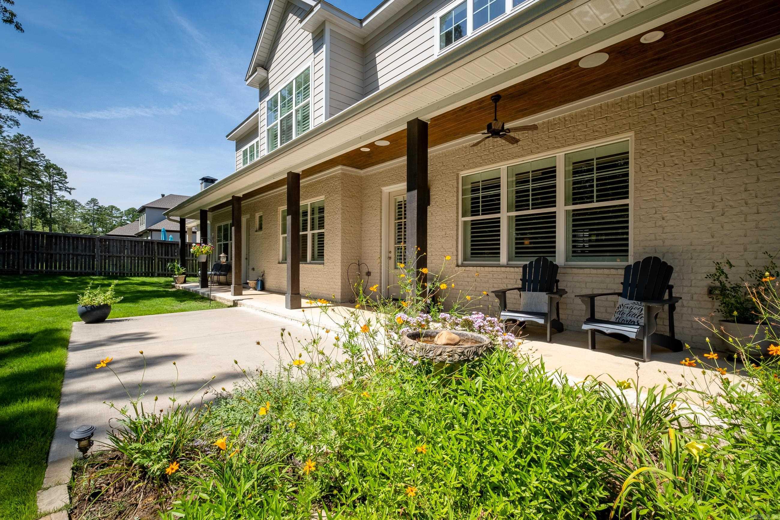 CHENAL VALLEY "ENSBURY PLACE" - Residential