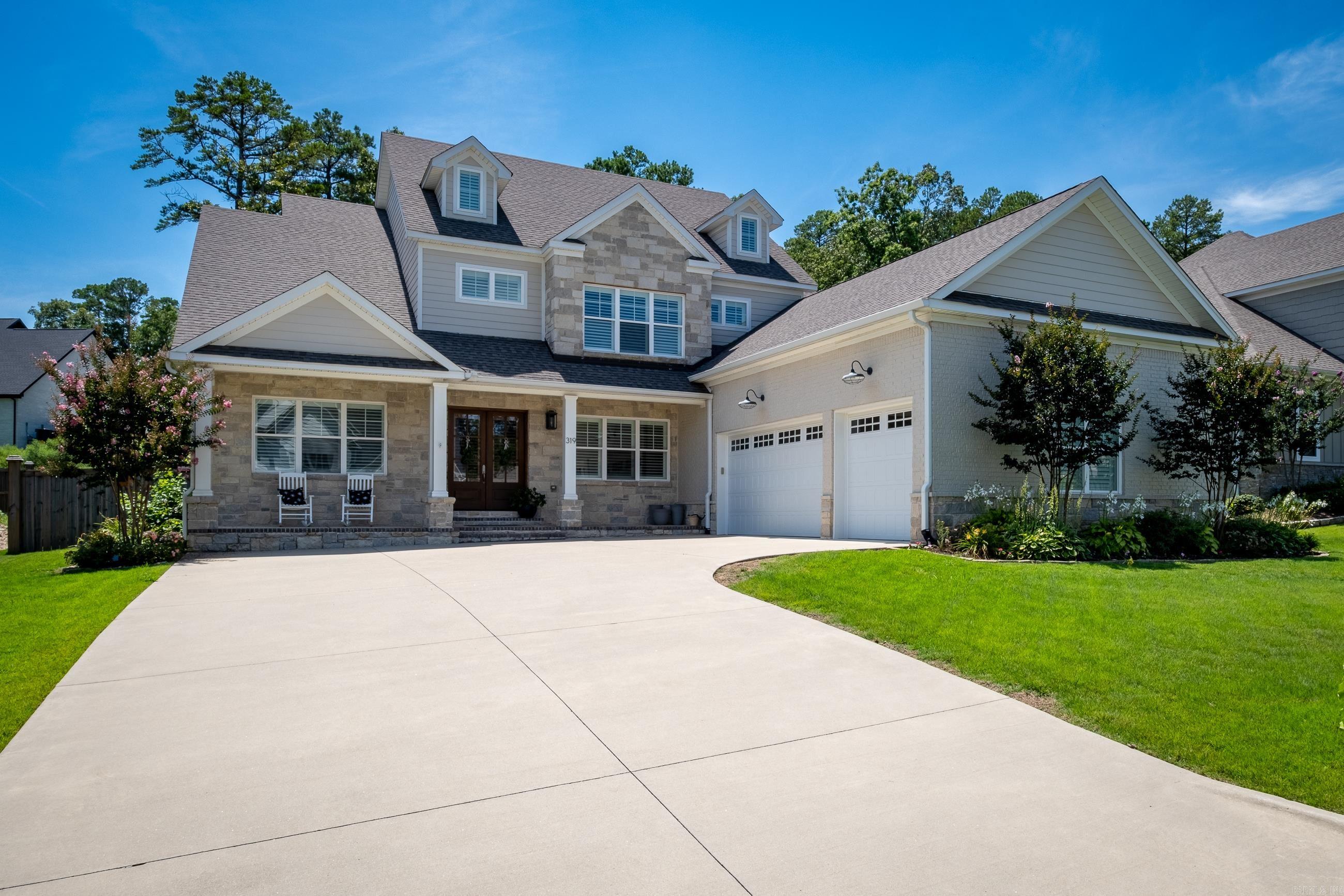 CHENAL VALLEY "ENSBURY PLACE" - Residential