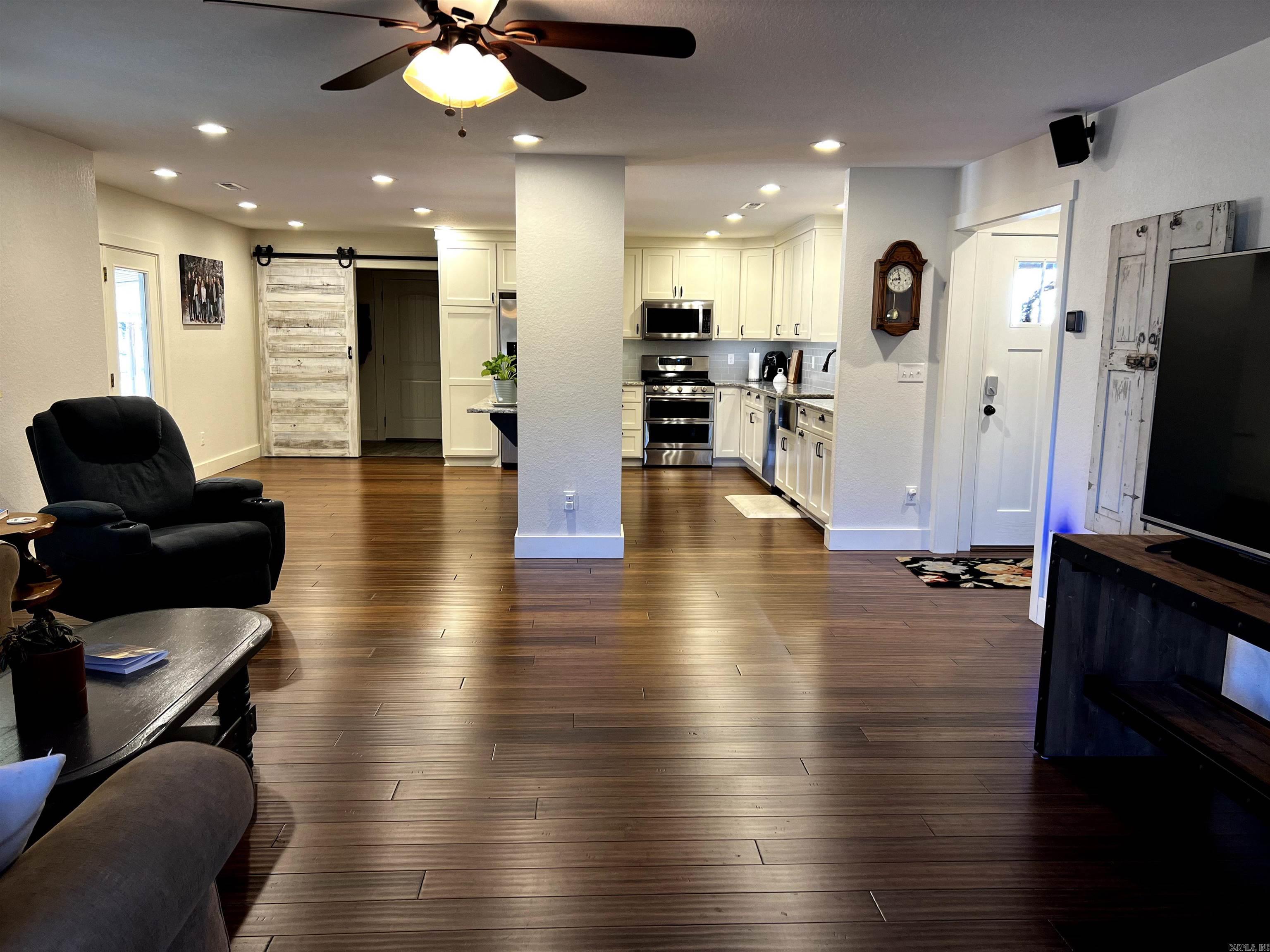 COLONY WEST ADDN - Residential