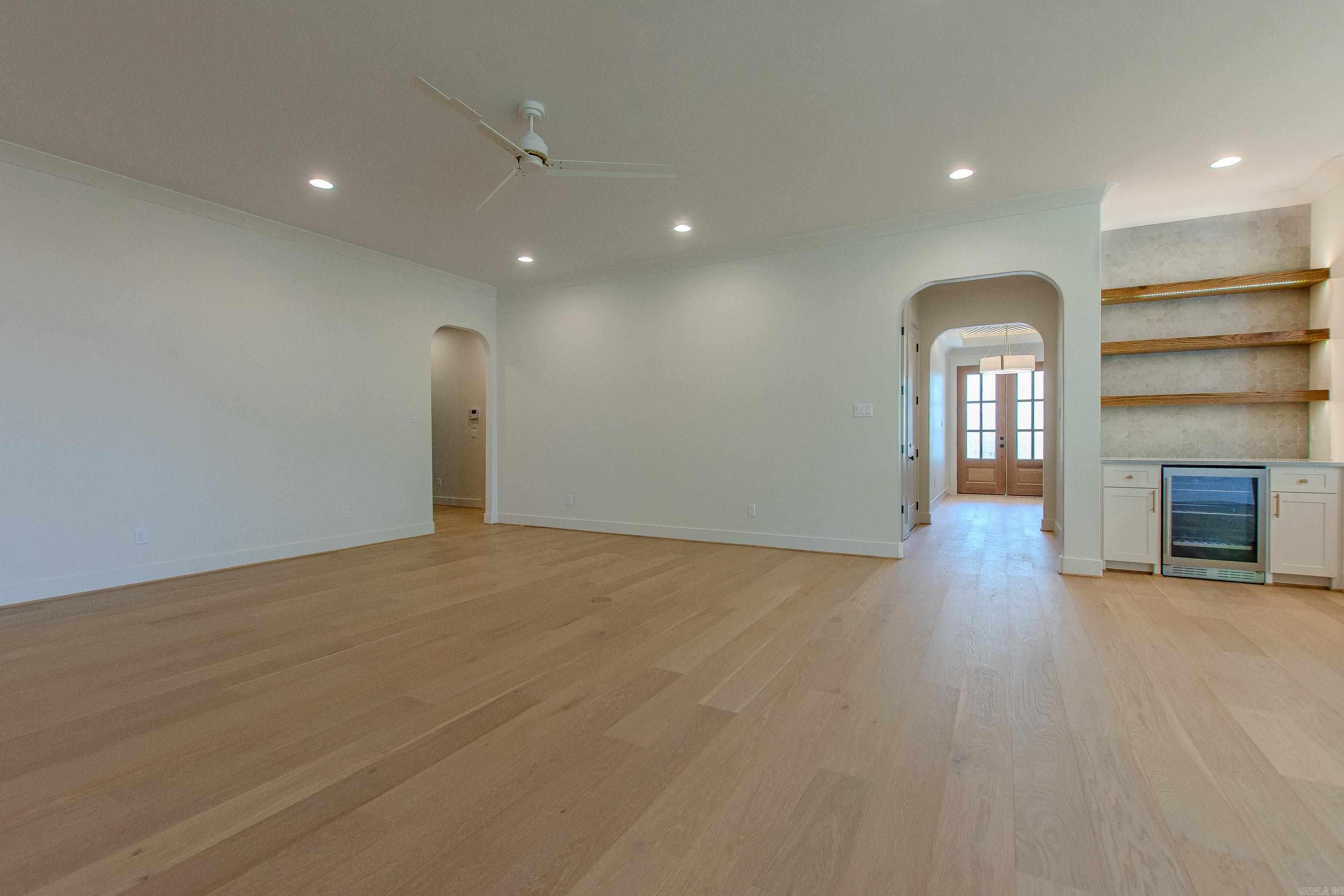 BEAR DEN ESTATES - Residential