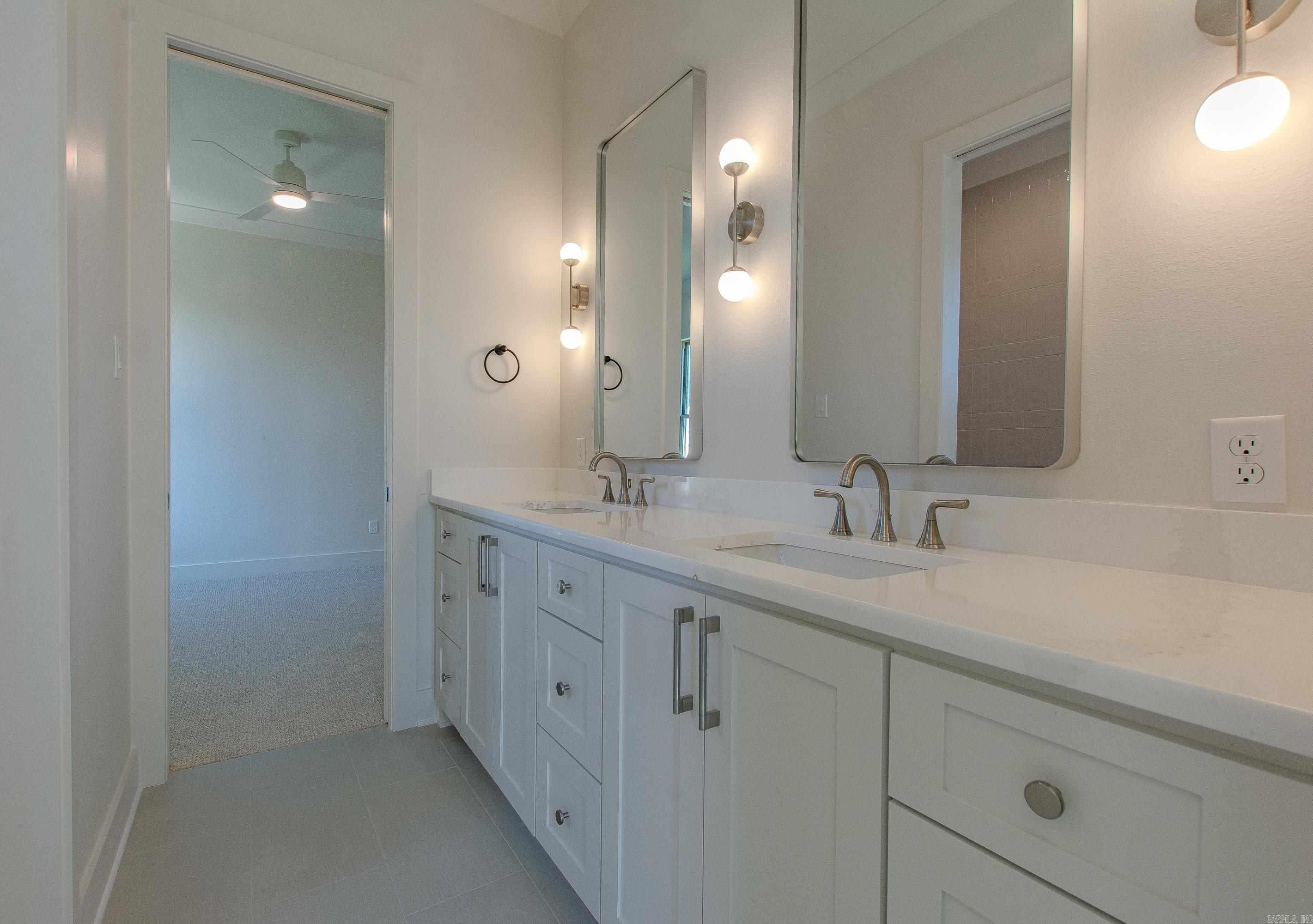 BEAR DEN ESTATES - Residential