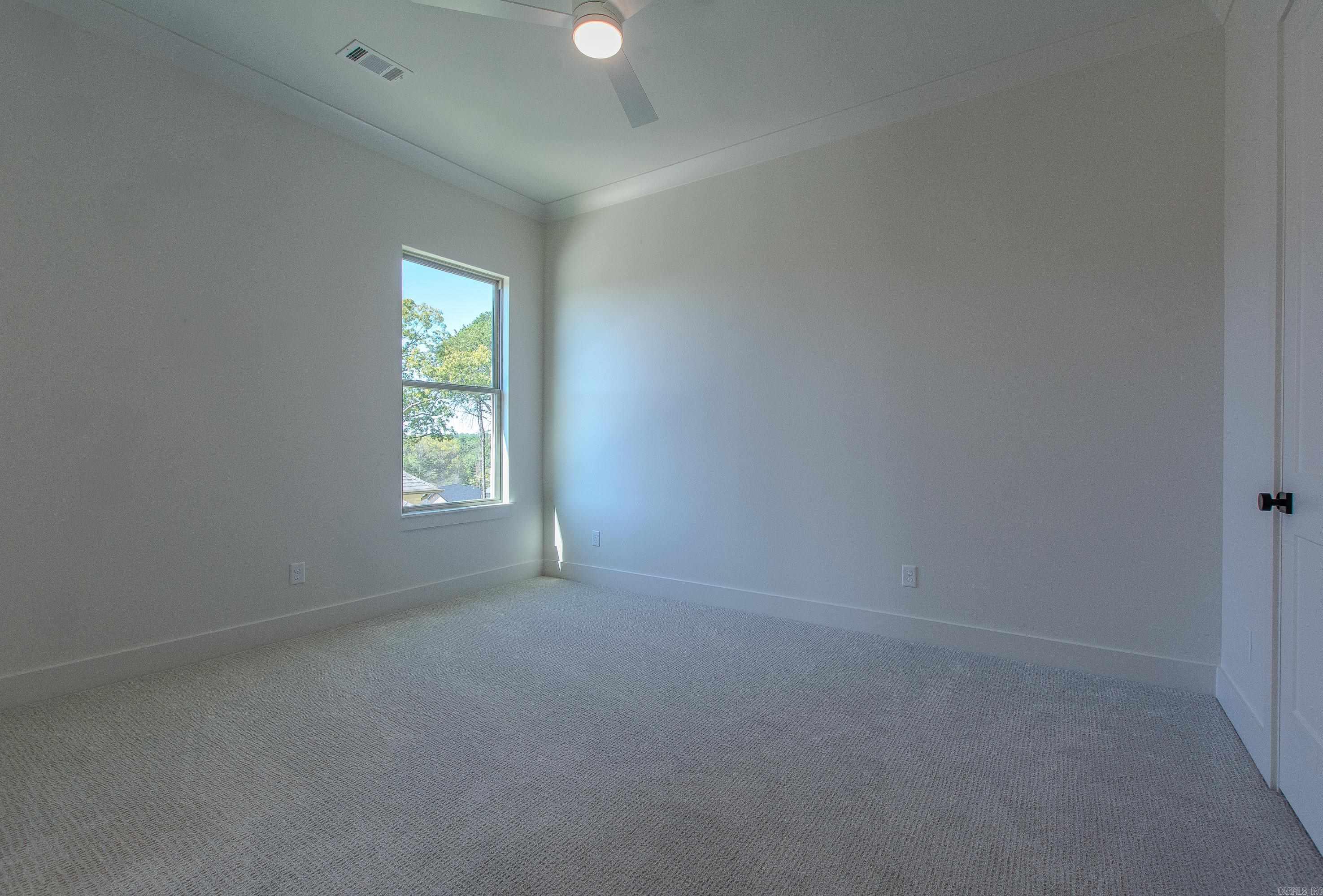 BEAR DEN ESTATES - Residential