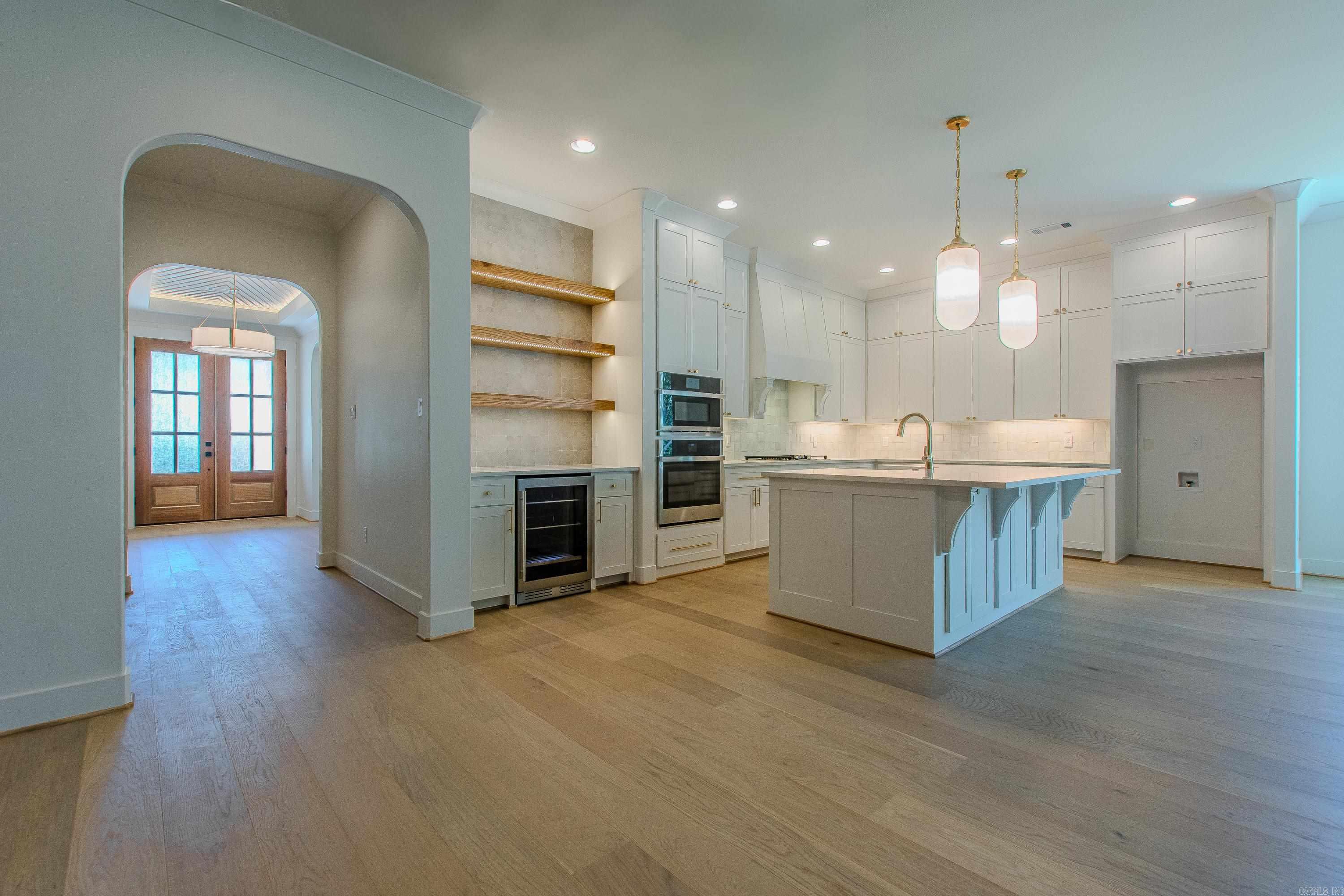 BEAR DEN ESTATES - Residential