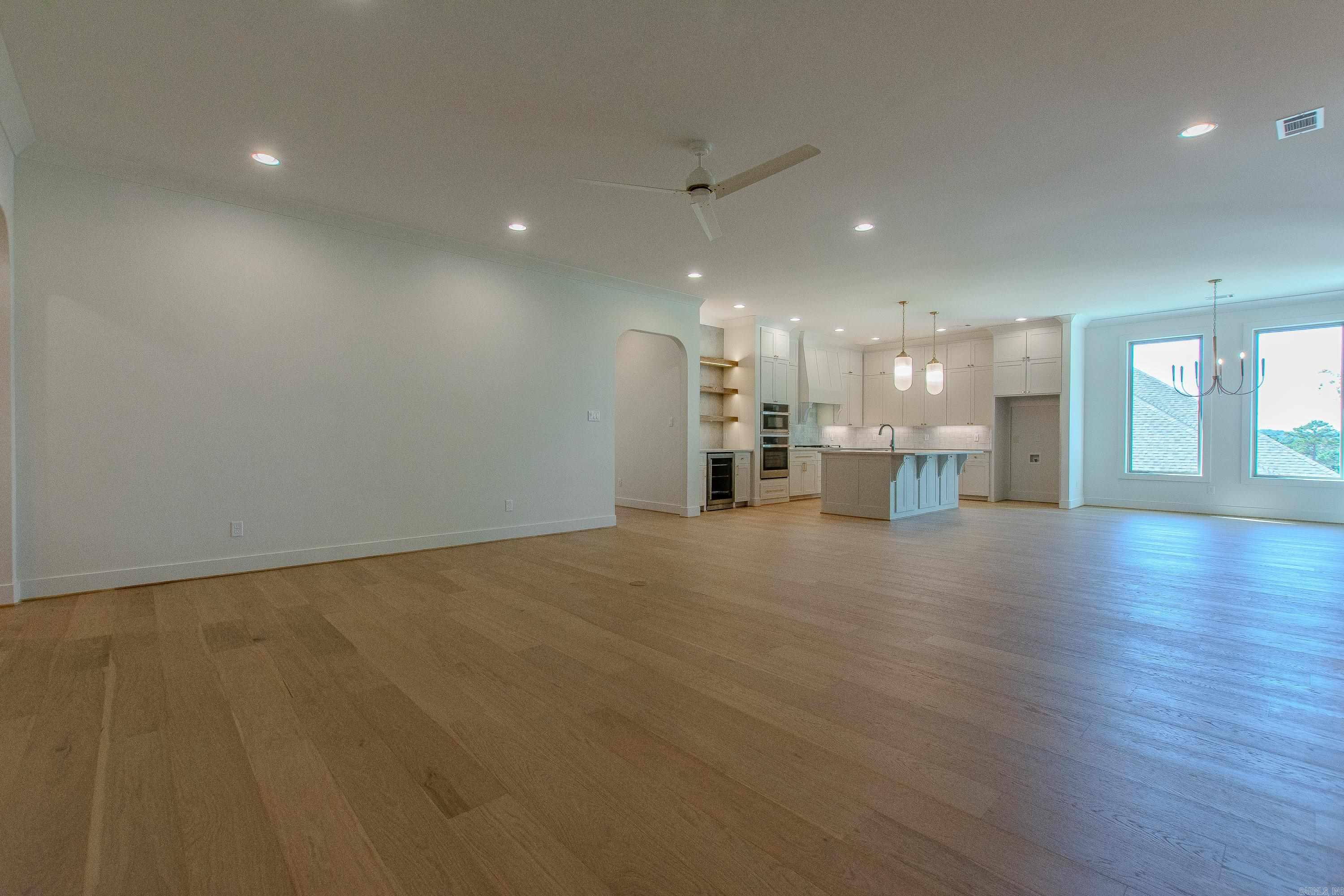 BEAR DEN ESTATES - Residential