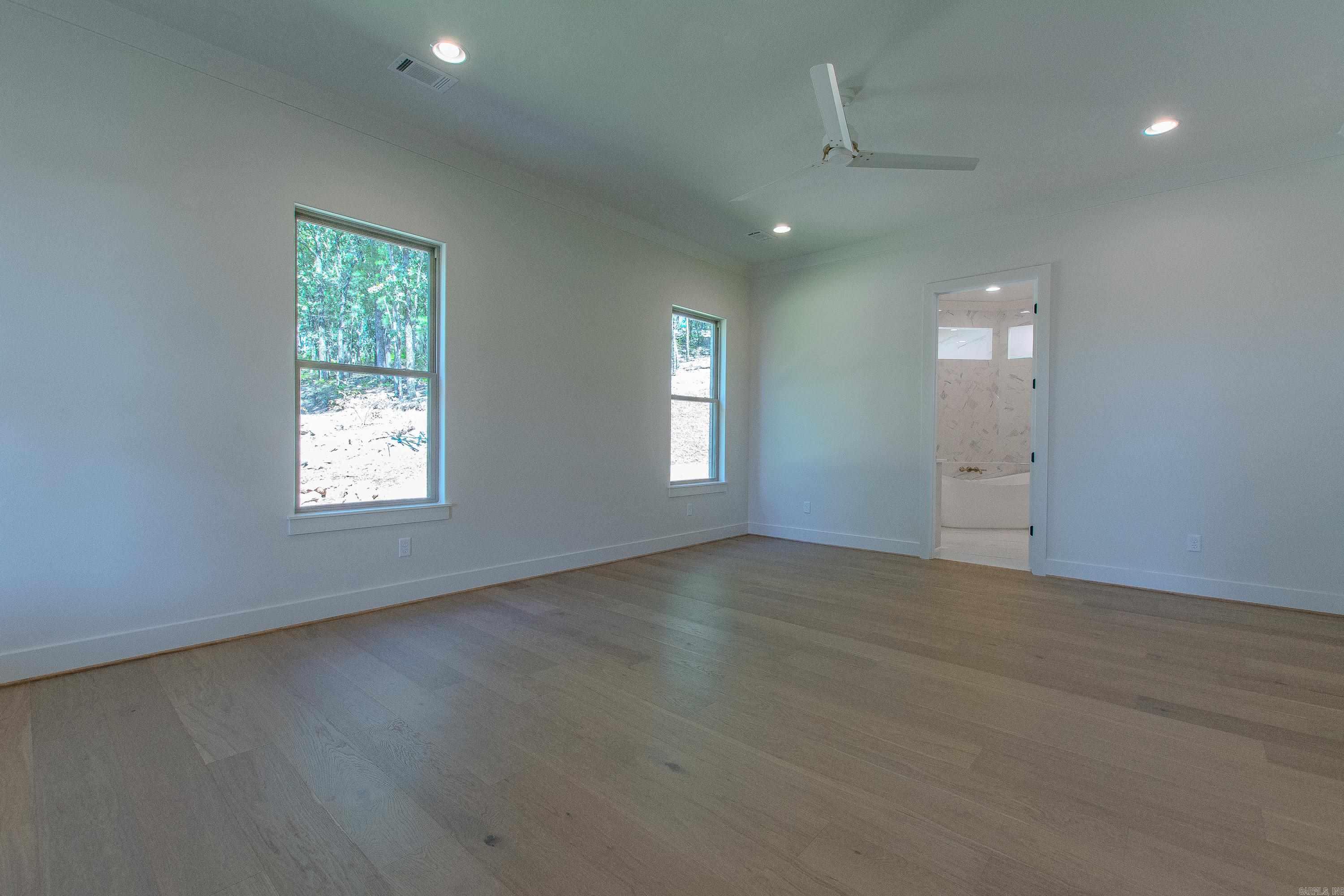 BEAR DEN ESTATES - Residential