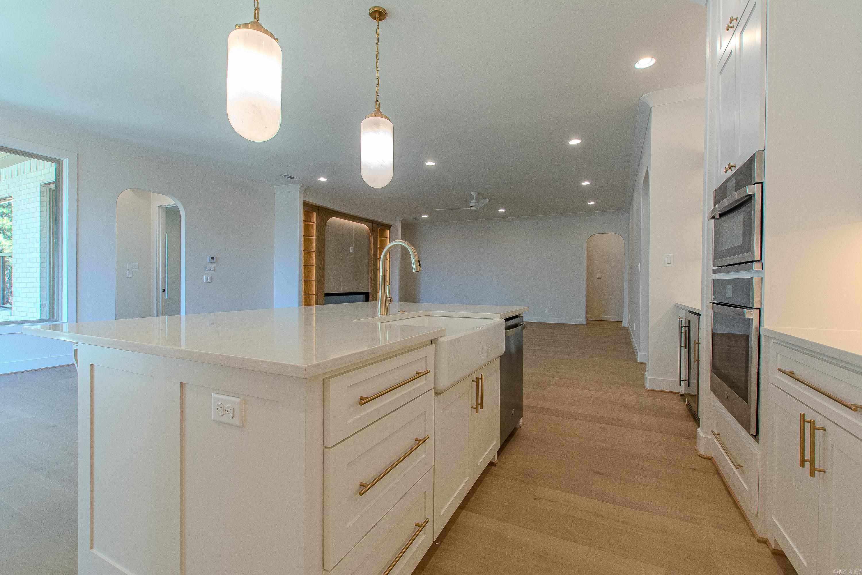 BEAR DEN ESTATES - Residential