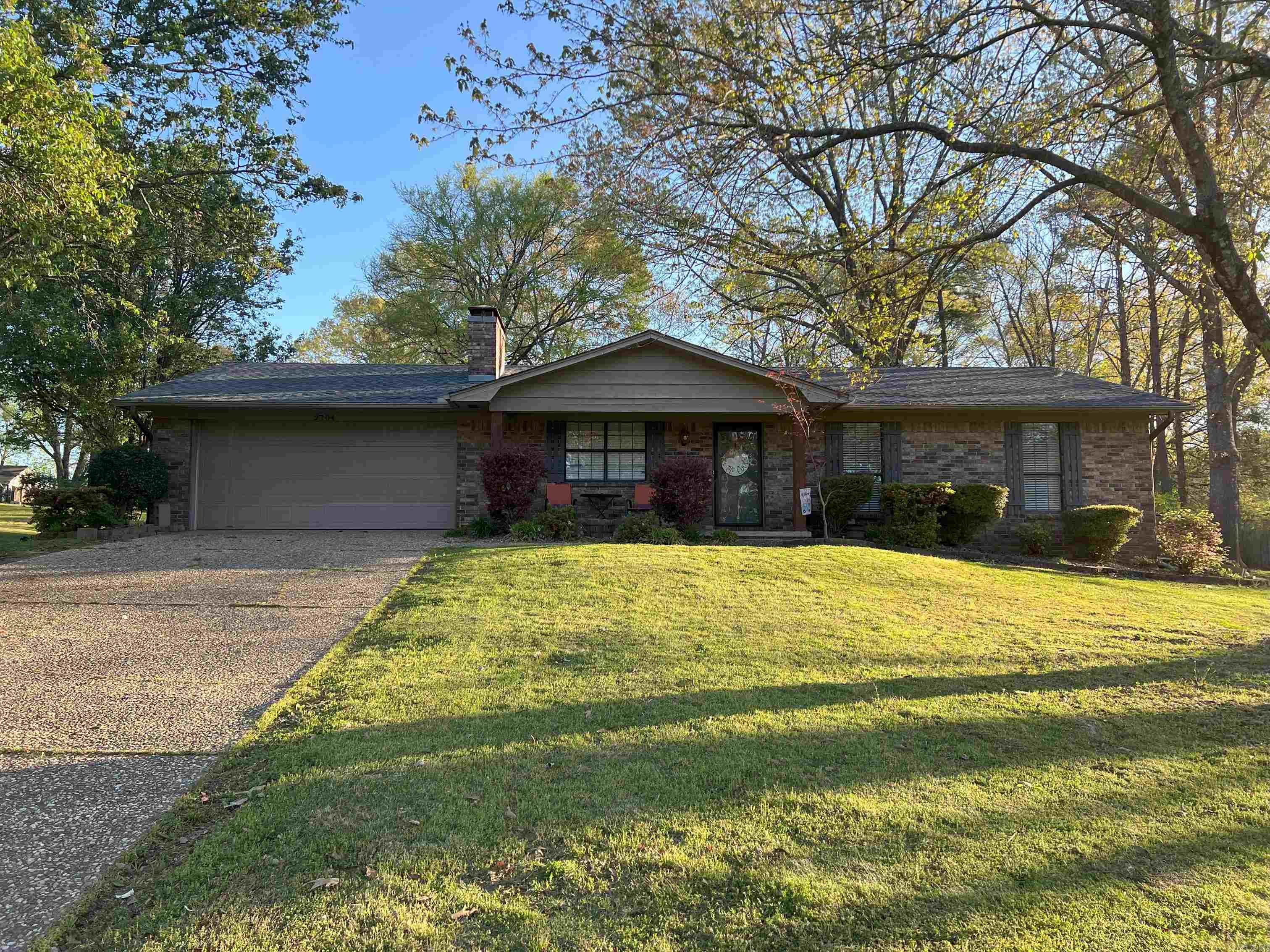 ROLLING BROOK - Residential
