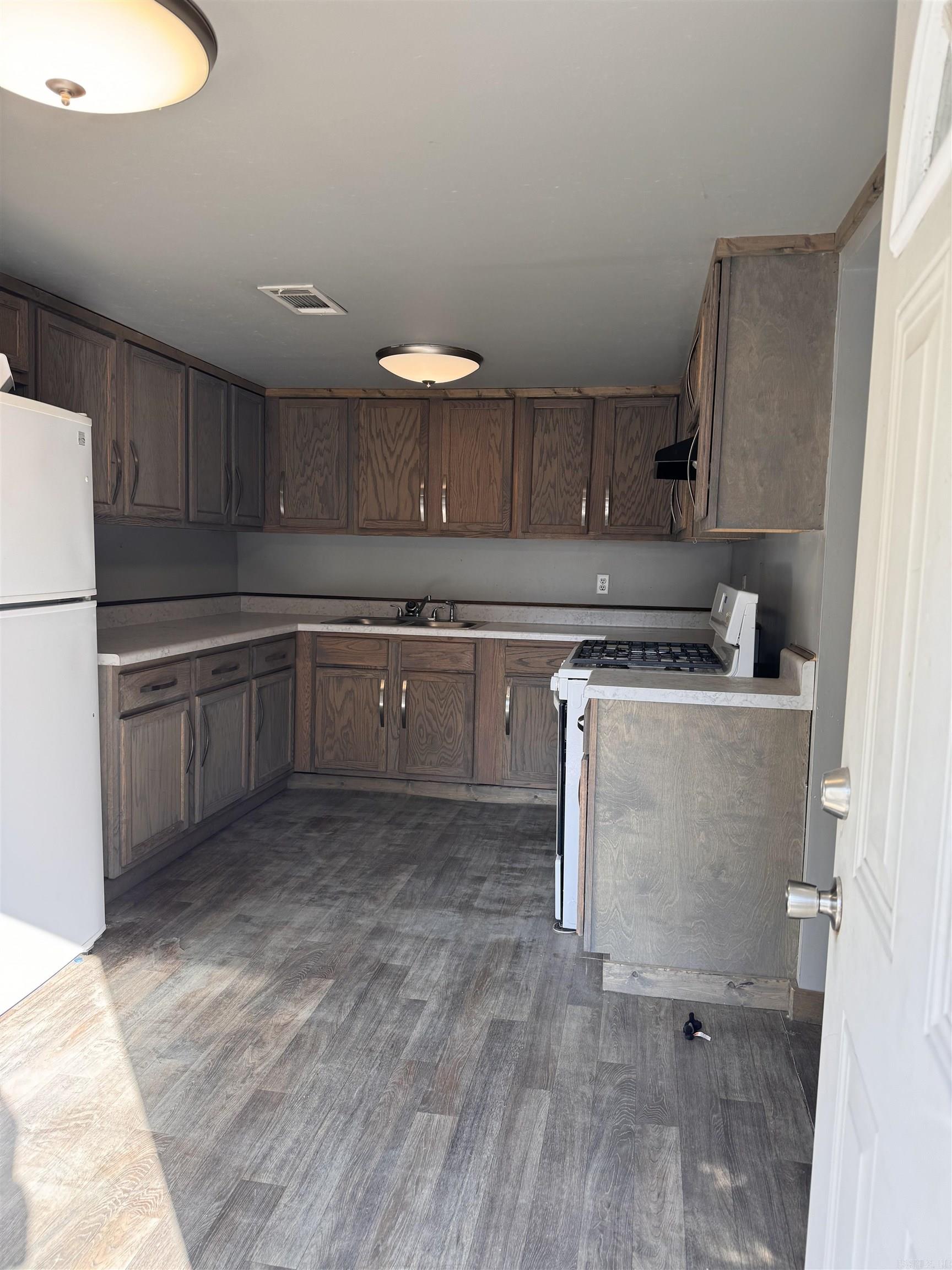 WILLOUGHBY & FRIEDMAN - Residential