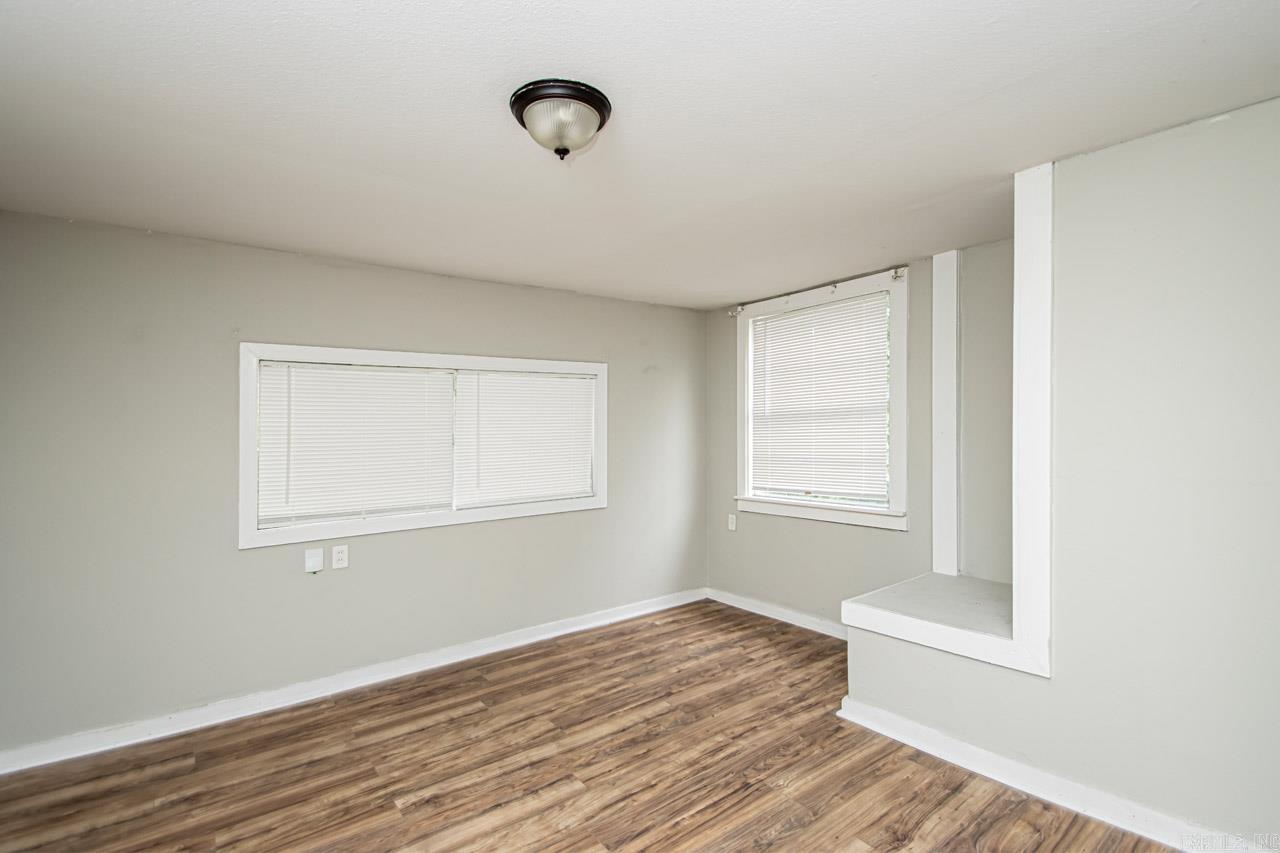 CHERRY & COX - Residential