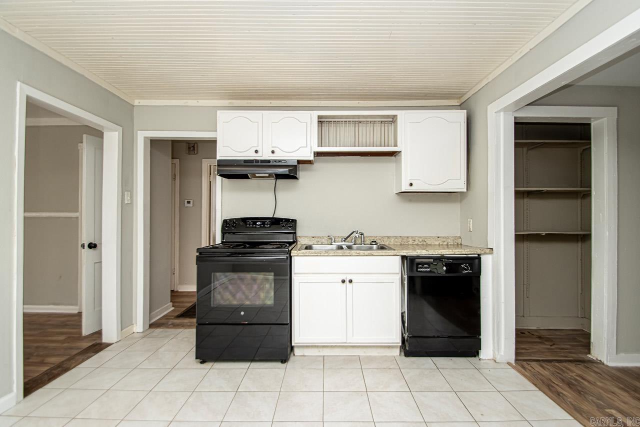 CHERRY & COX - Residential