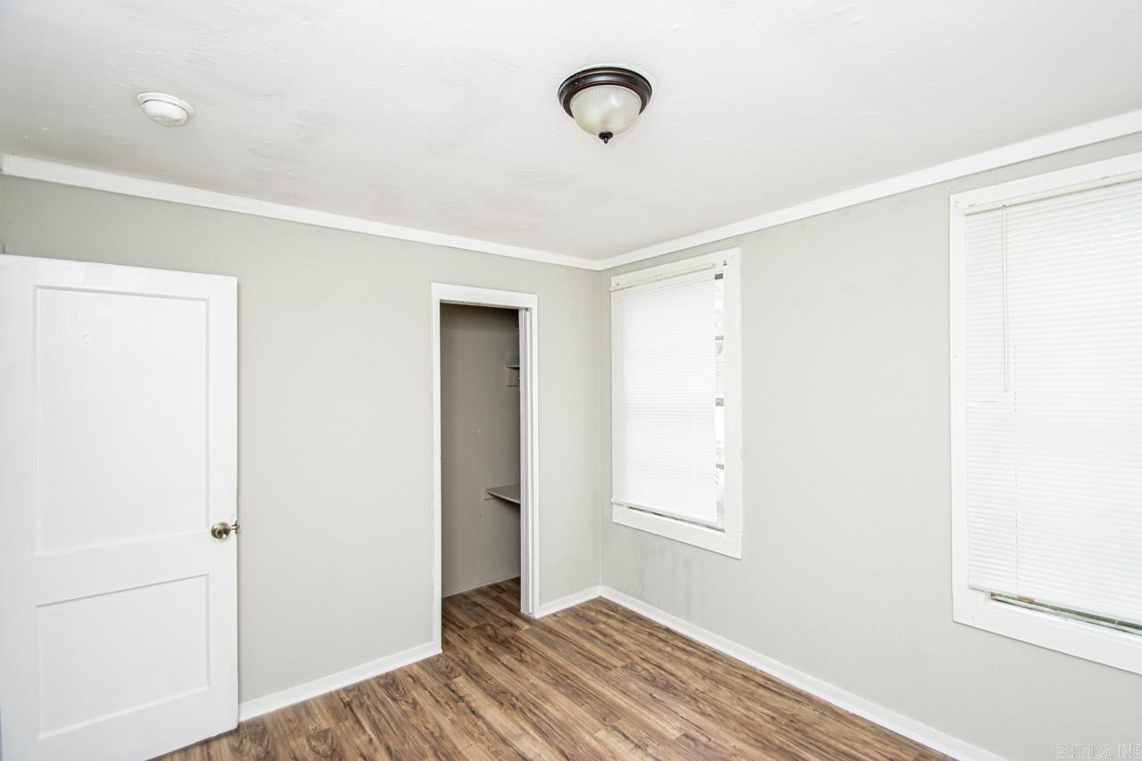 CHERRY & COX - Residential