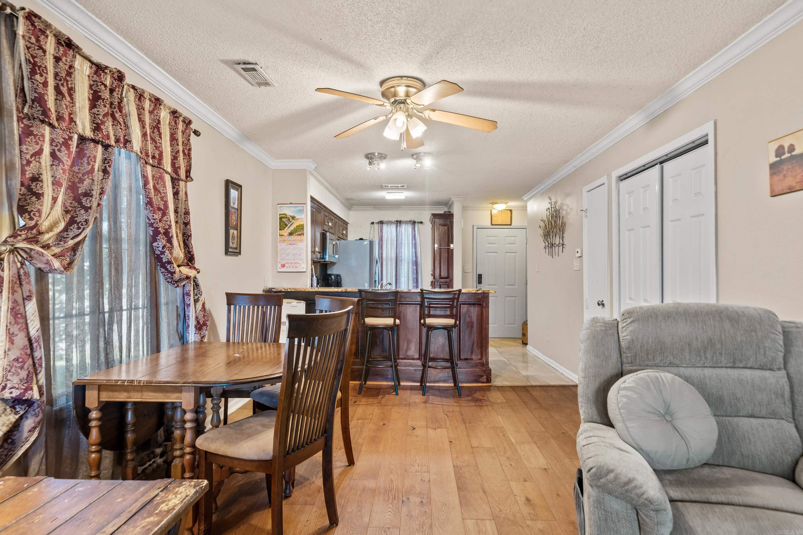 DIAMONDHEAD MANOR - Residential