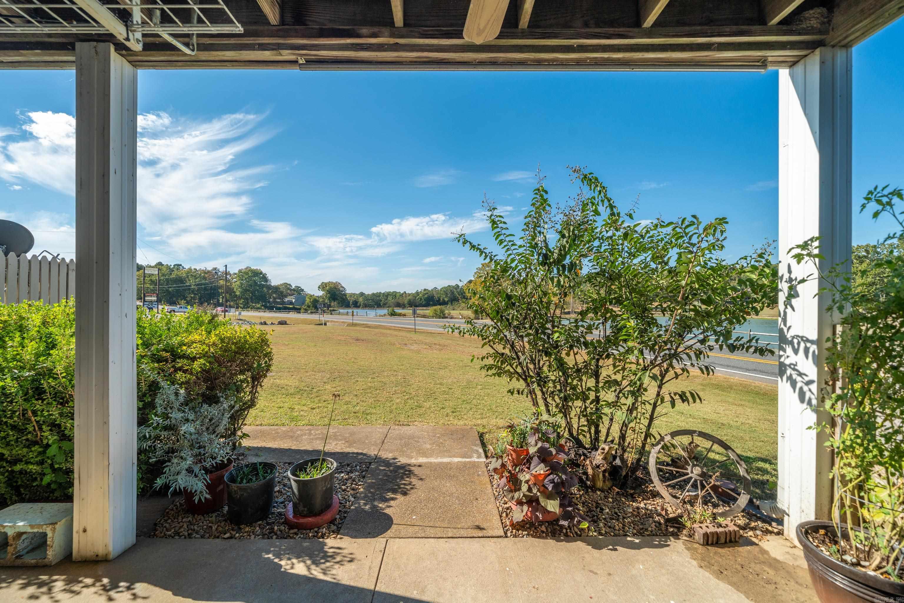 DIAMONDHEAD MANOR - Residential