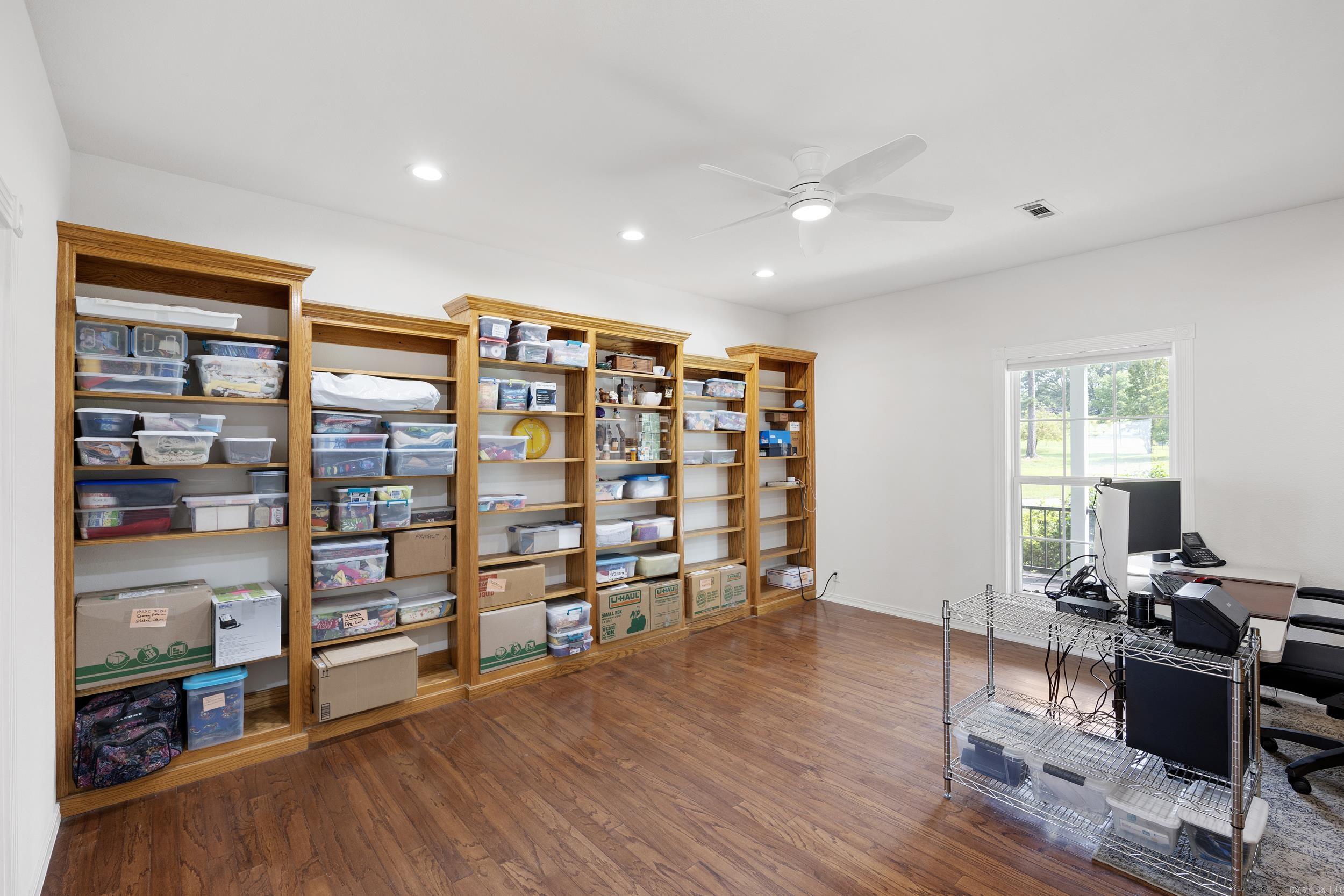 EAGLE RIDGE I - Residential
