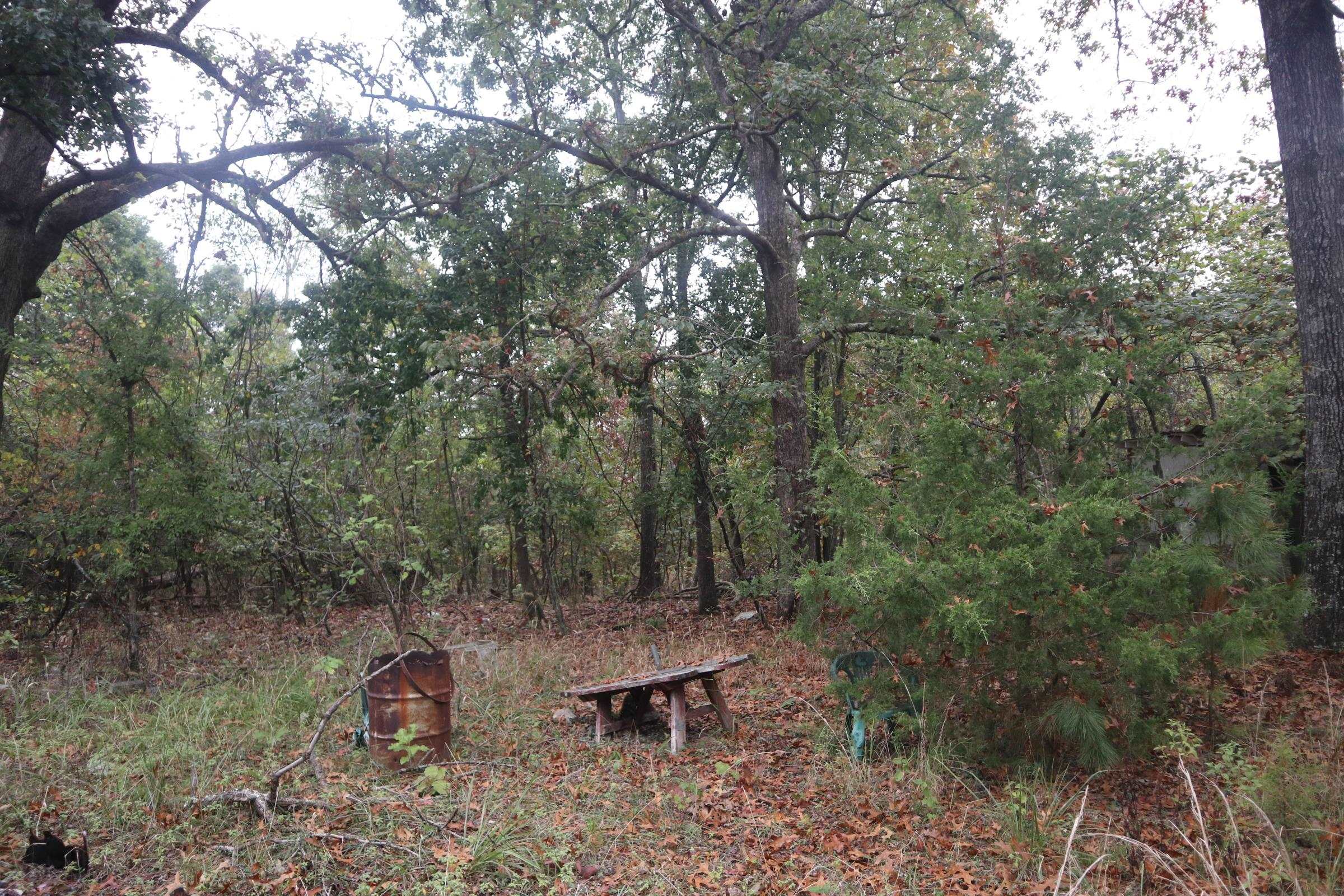 Metes & Bounds - Land