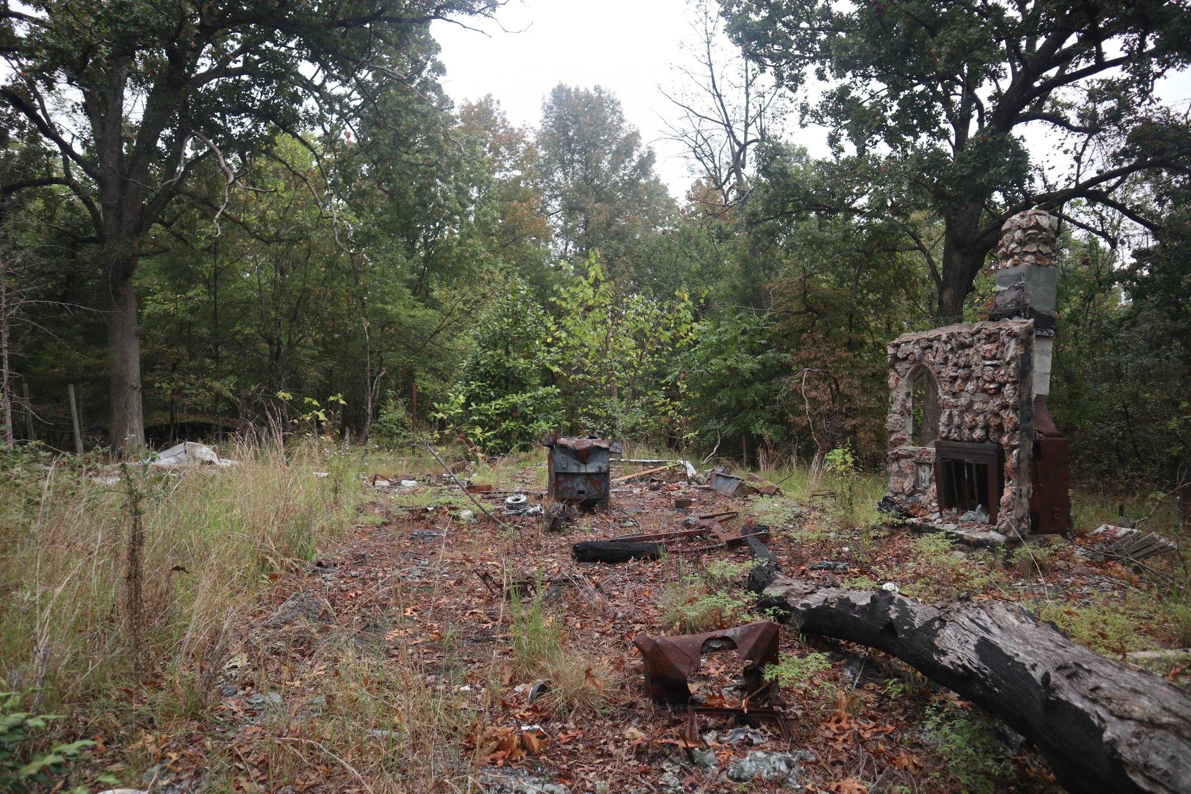 Metes & Bounds - Land