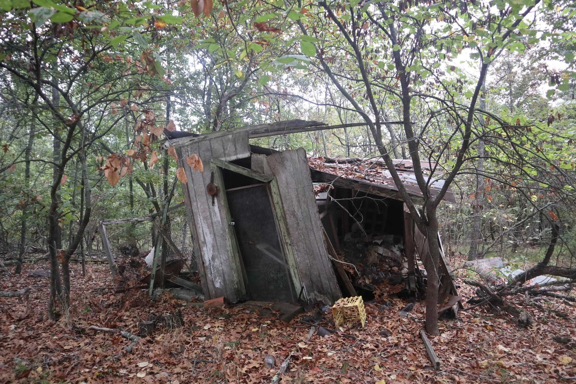 Metes & Bounds - Land