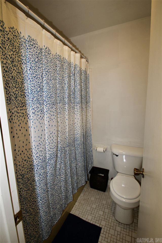 SMOKING OAKS ADD - Residential