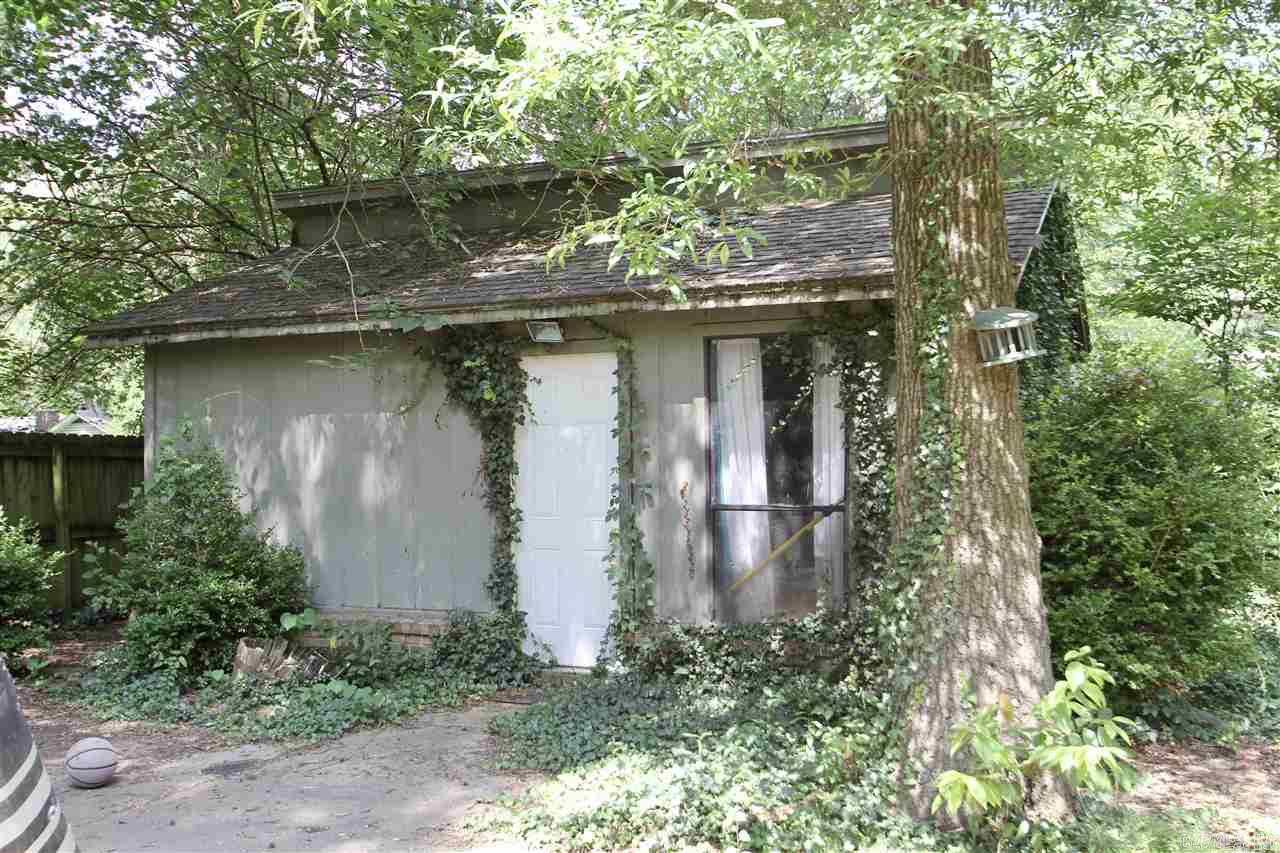 SMOKING OAKS ADD - Residential