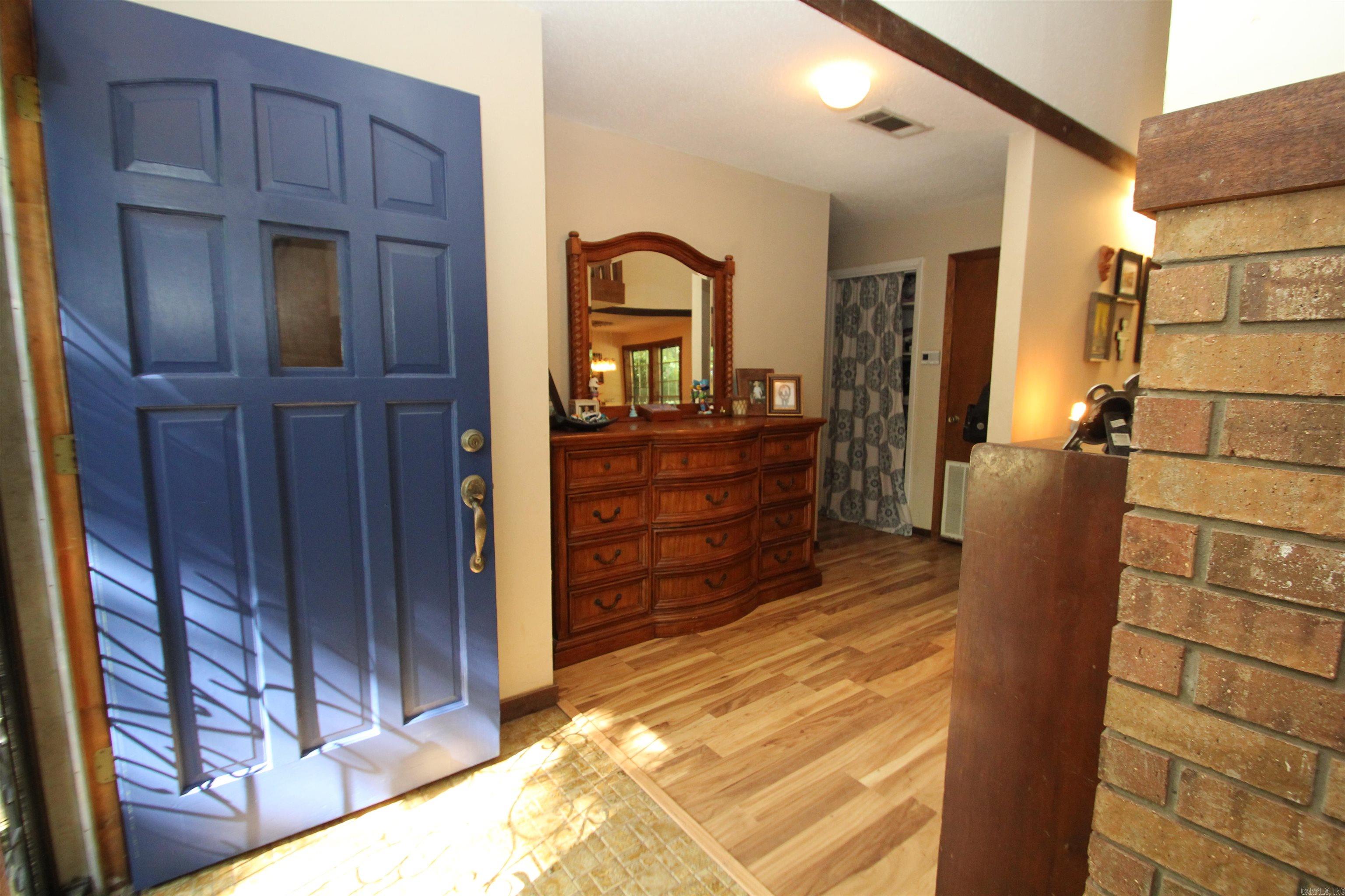 SMOKING OAKS ADD - Residential