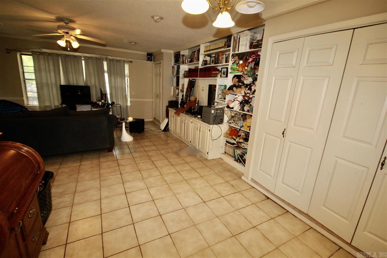 SMOKING OAKS ADD - Residential