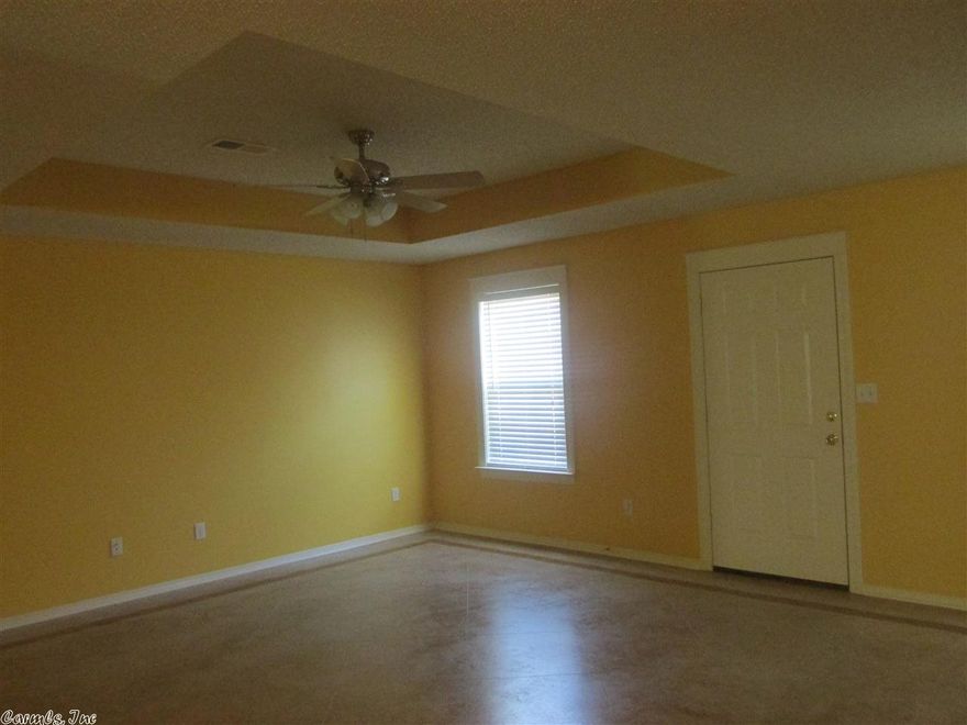 Great Condition in a Wonderful Neighborhood! New paint, New carpet, New mini-blinds & New refrigerator. Extra large master suite with two walk-in closets. Fenced backyard. This one will not last long. Seller to pay $3,000 toward buyers closing costs! Seller agrees to pay for the cost of a 14 month home-warranty contract between the Buyer and Home Warranty Company starting on the closing date!