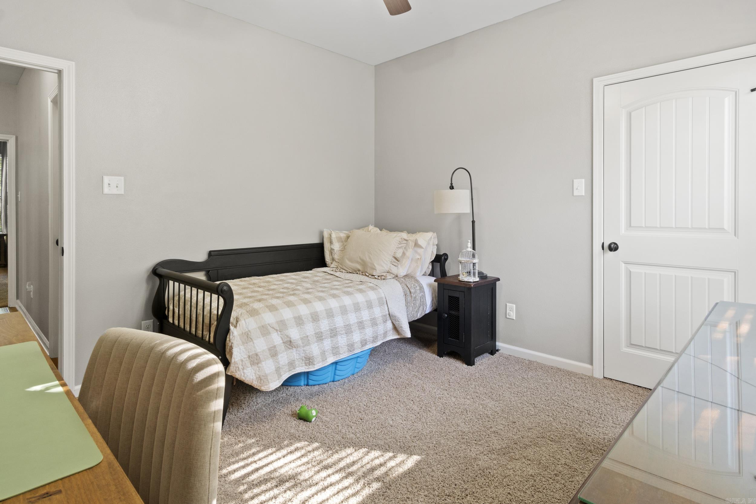 PINEWOOD ESTATES - Residential