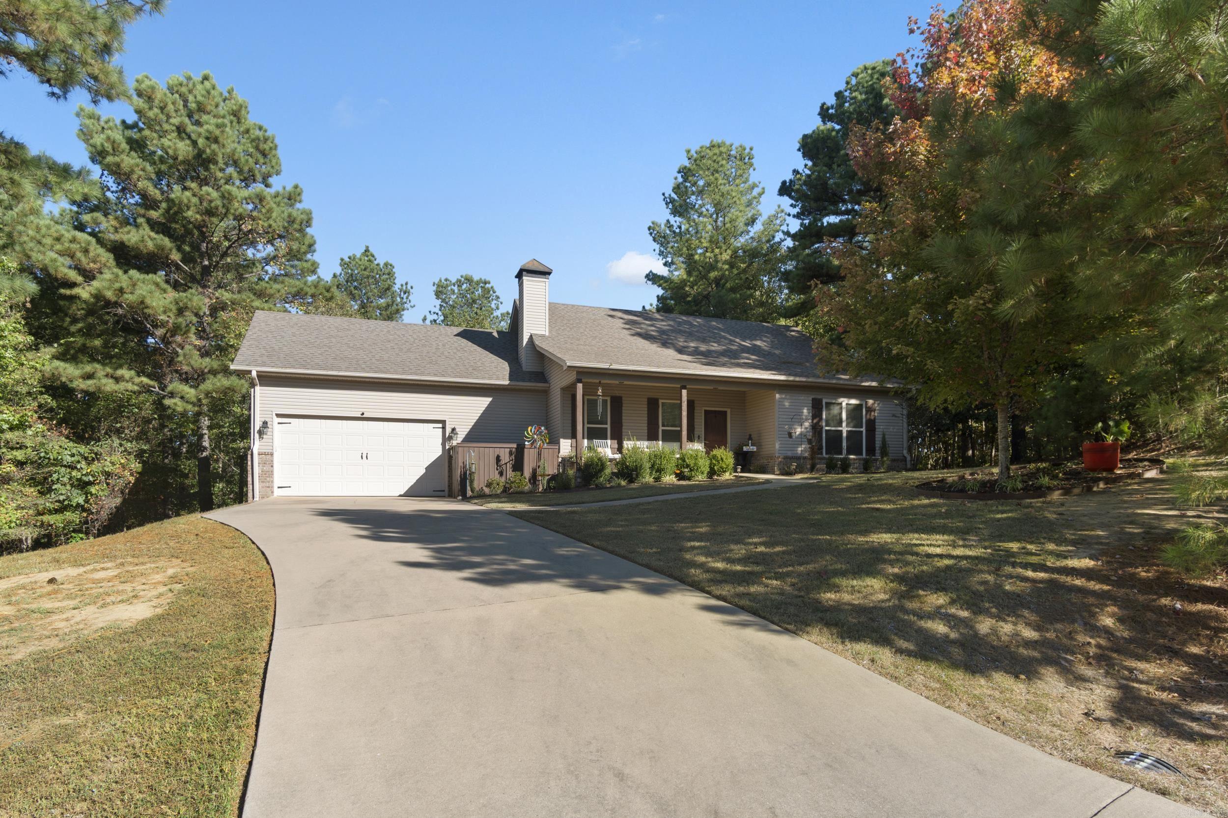 PINEWOOD ESTATES - Residential