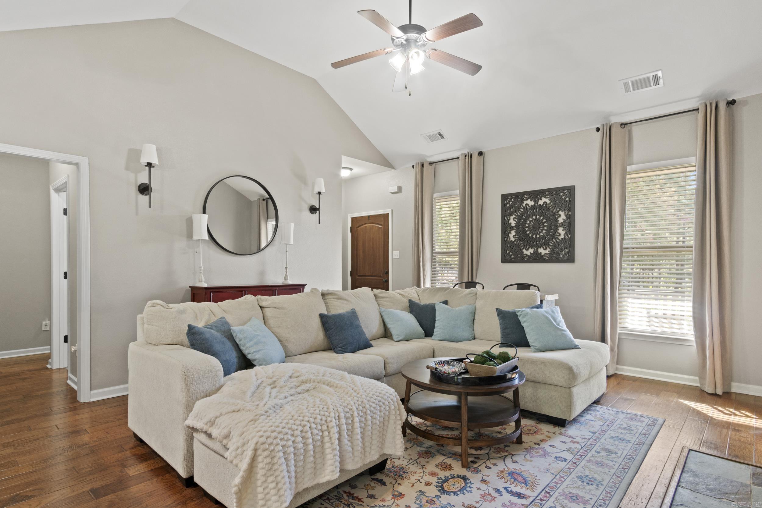 PINEWOOD ESTATES - Residential