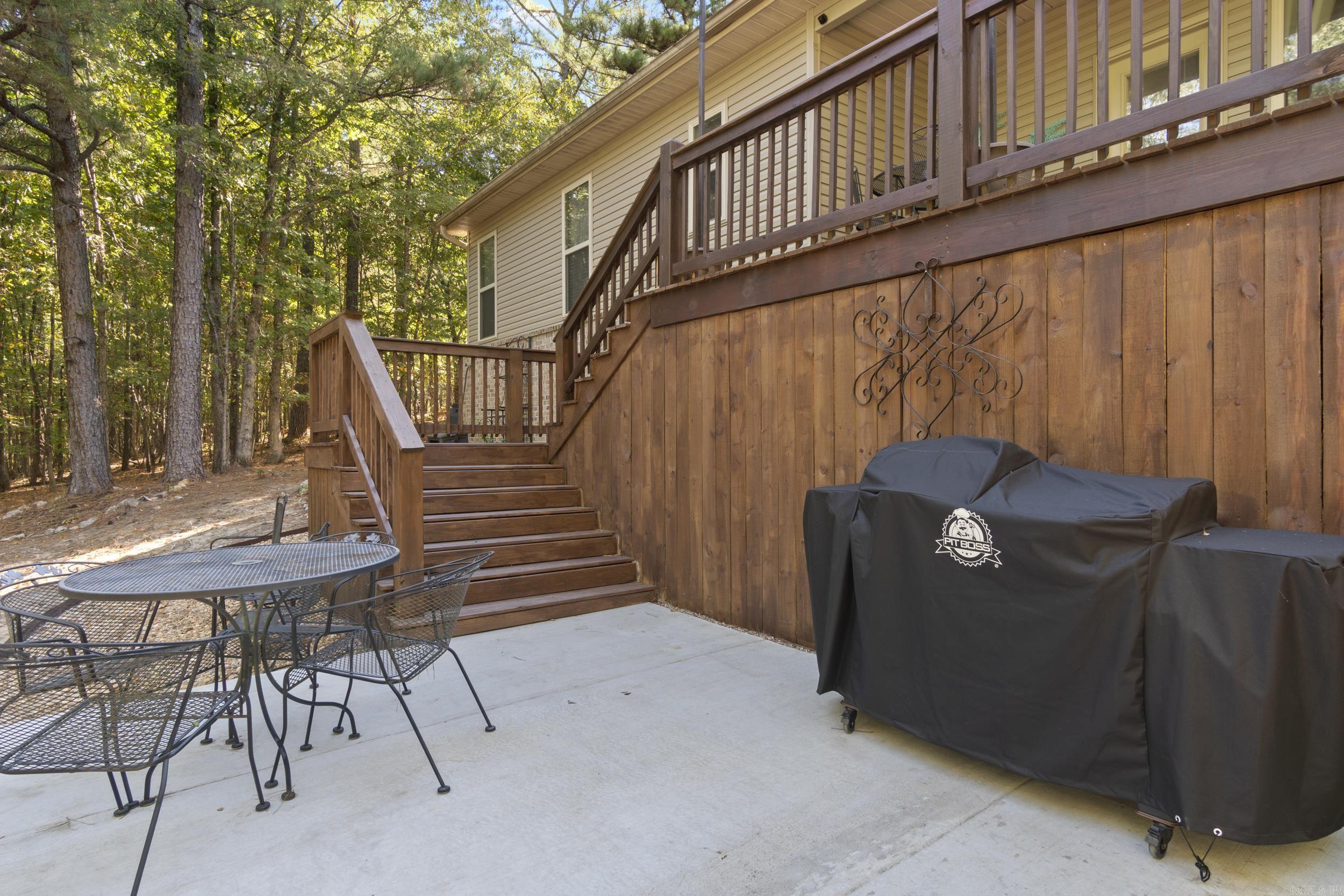 PINEWOOD ESTATES - Residential