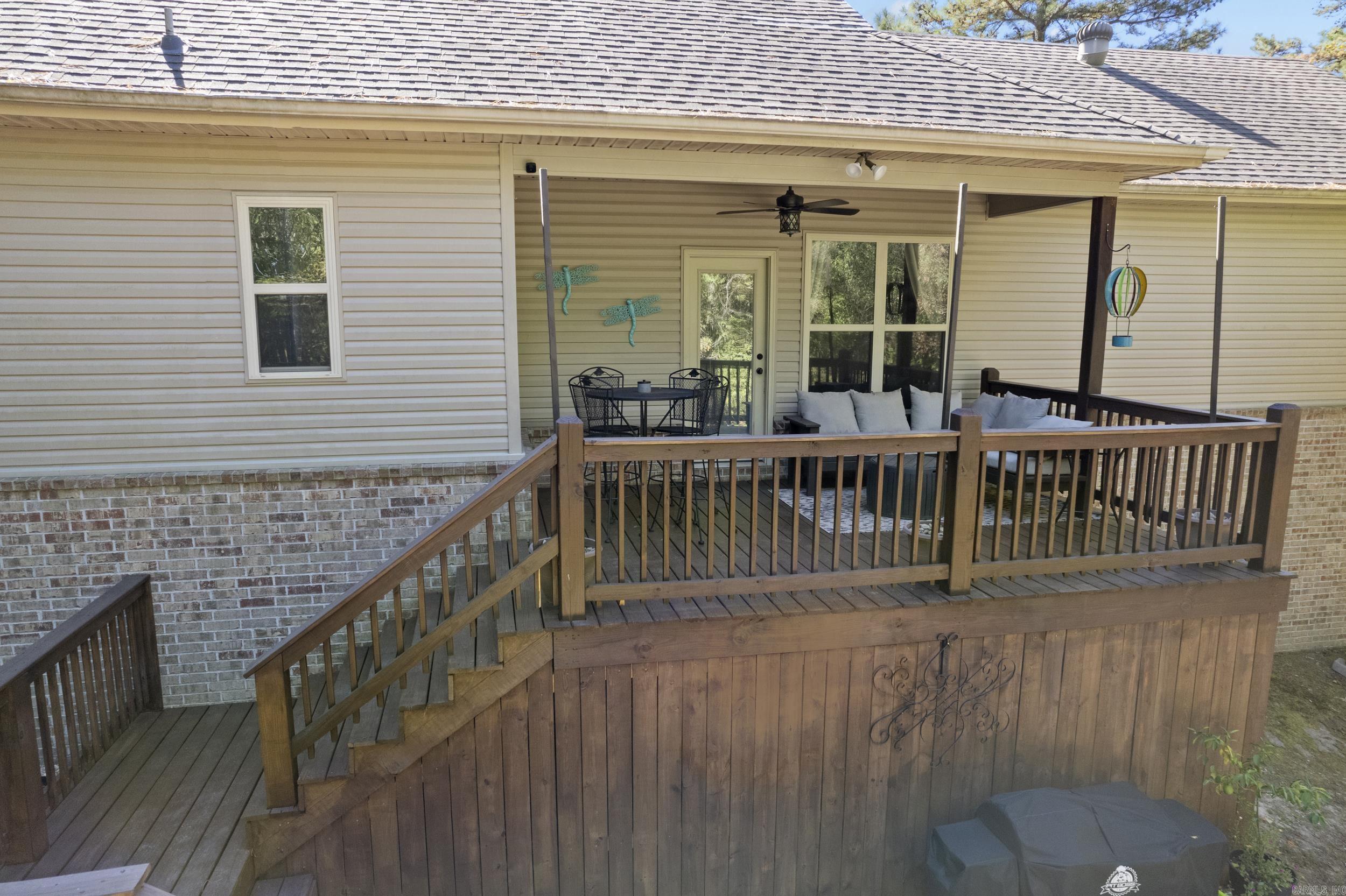 PINEWOOD ESTATES - Residential