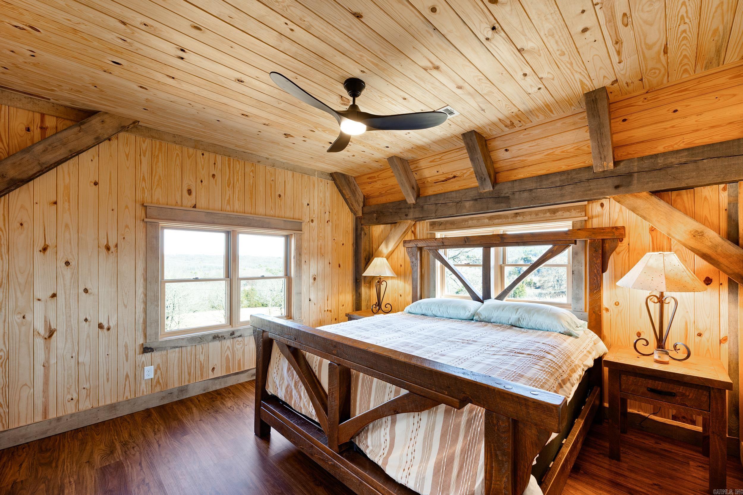 ARKANSAS HGTS - Residential