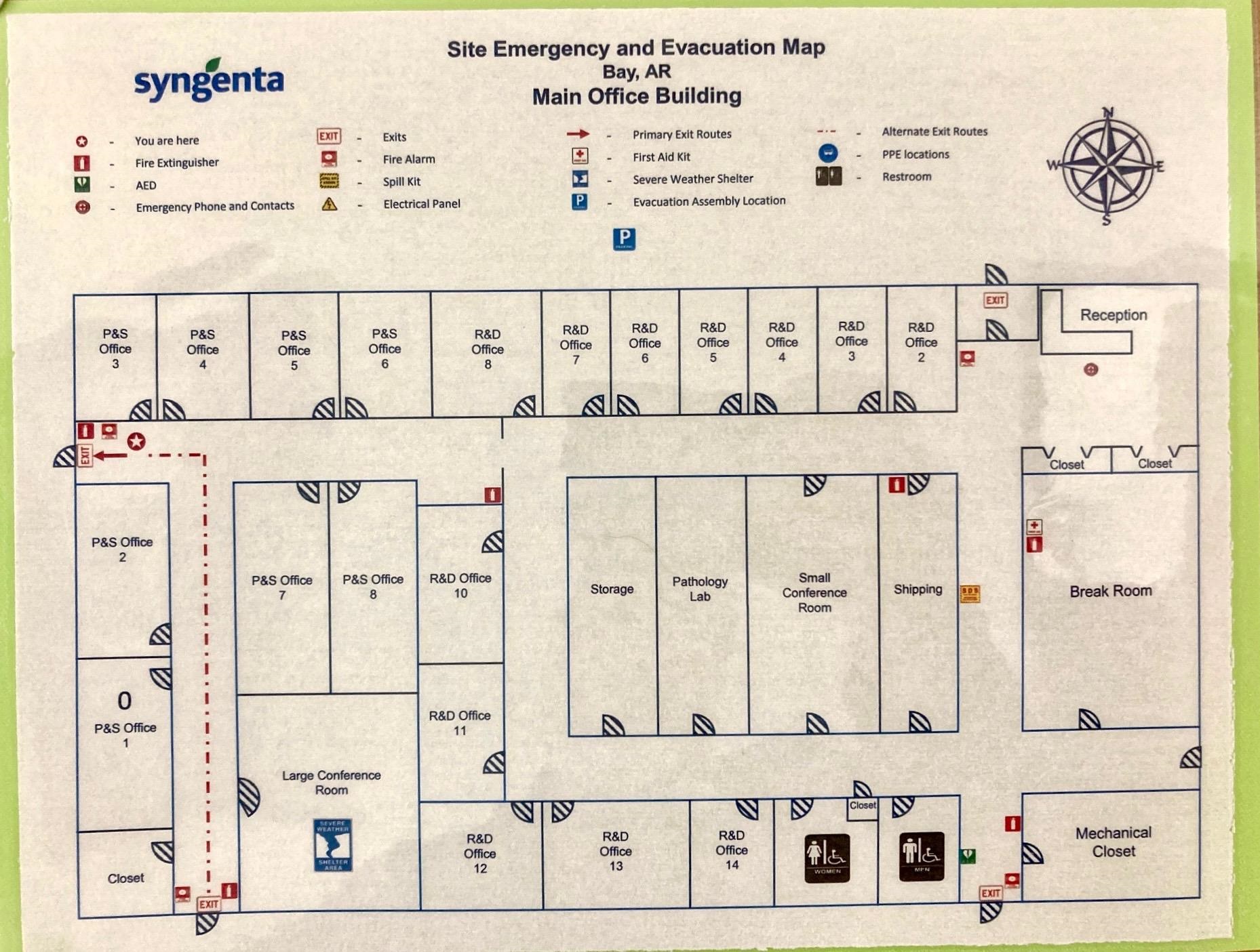 Main image without alt text