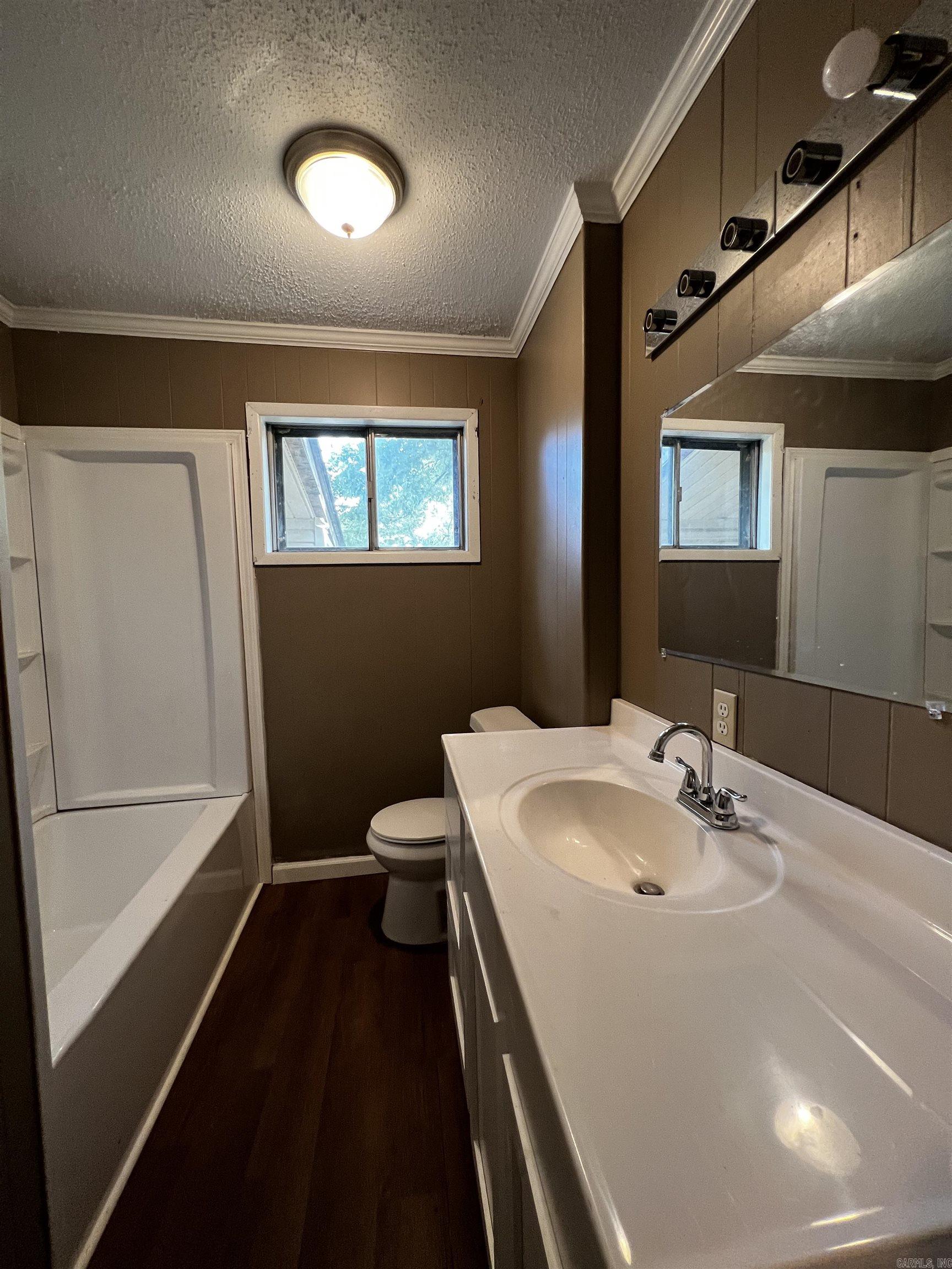 FORREST HILLS - Residential