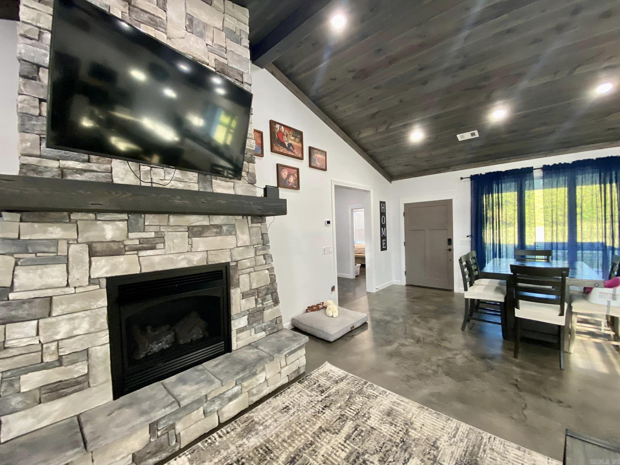 Lancaster-Tubbs Creek Homes - Residential