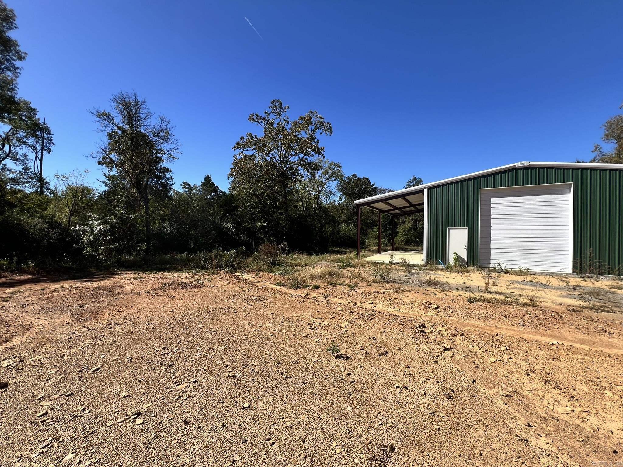 Metes & Bounds - Land