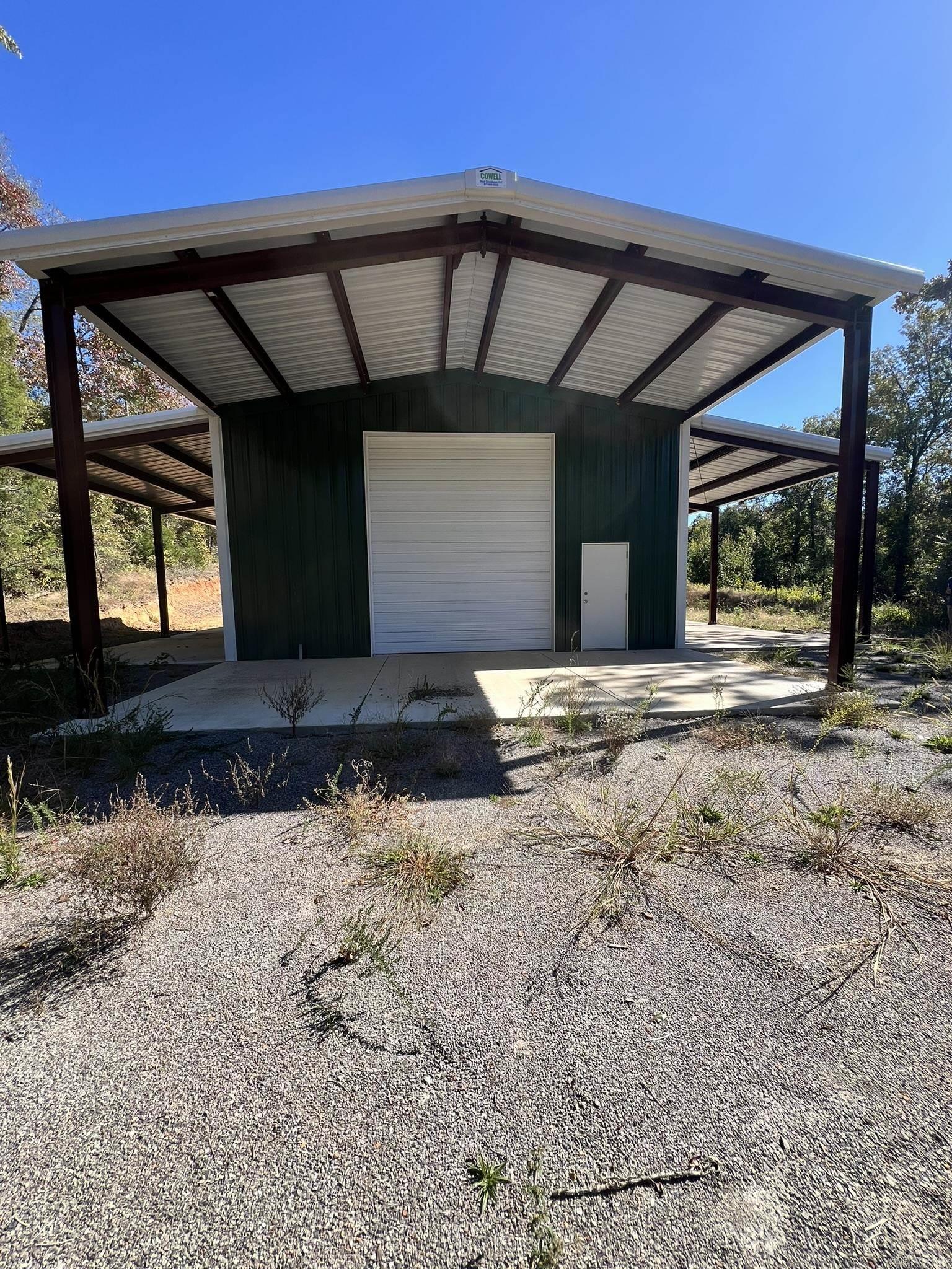 Metes & Bounds - Land