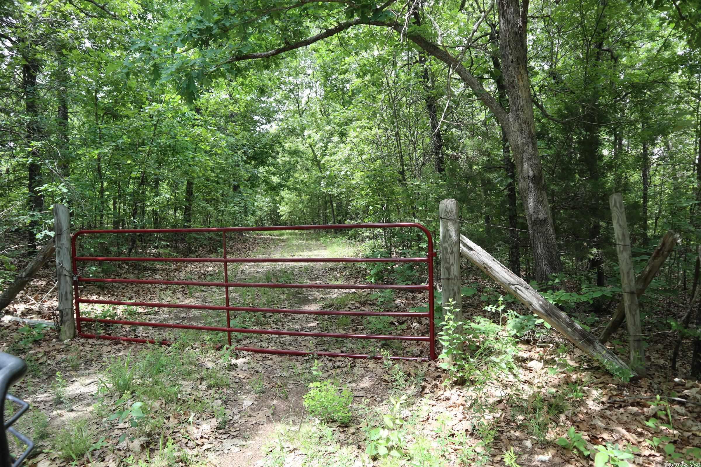 Metes & Bounds - Land