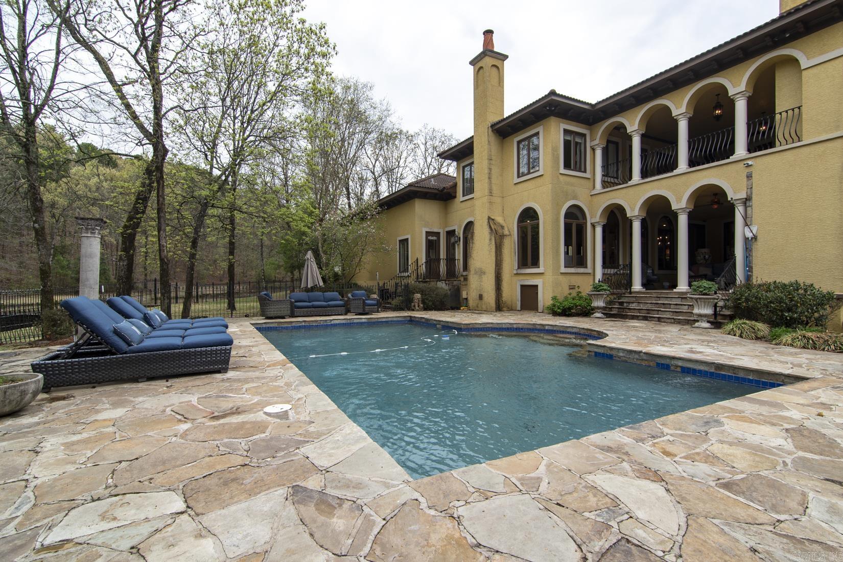 VALLEY FALLS ESTATES - Residential