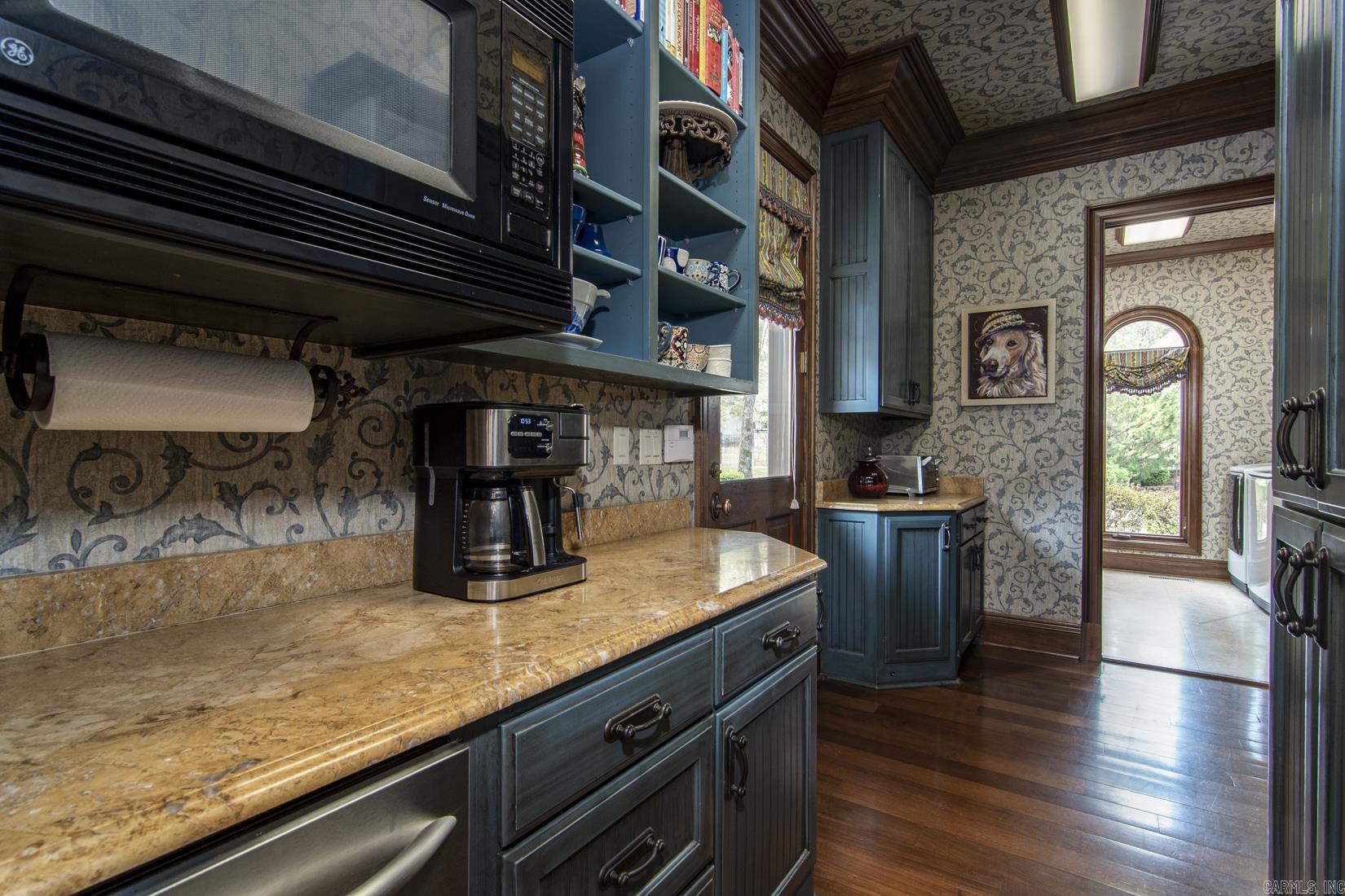 VALLEY FALLS ESTATES - Residential