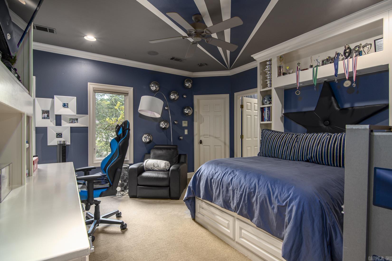 VALLEY FALLS ESTATES - Residential