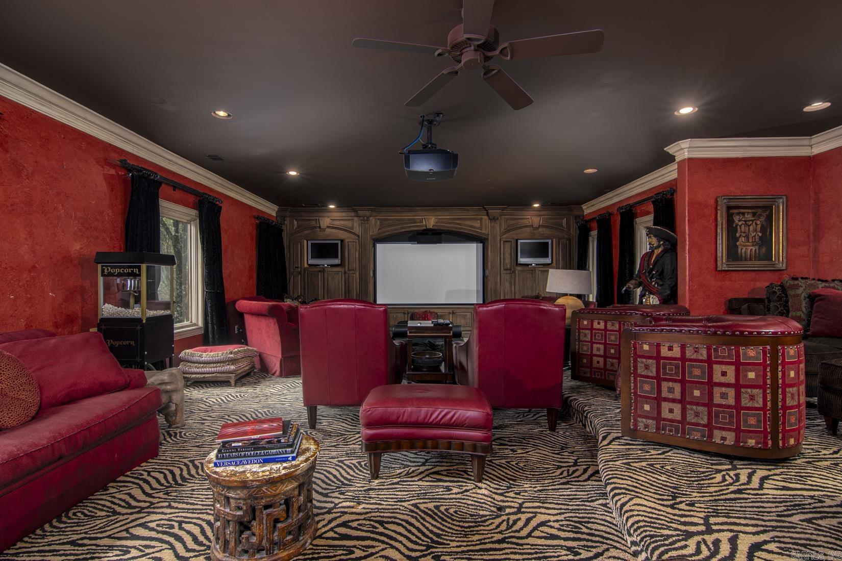 VALLEY FALLS ESTATES - Residential