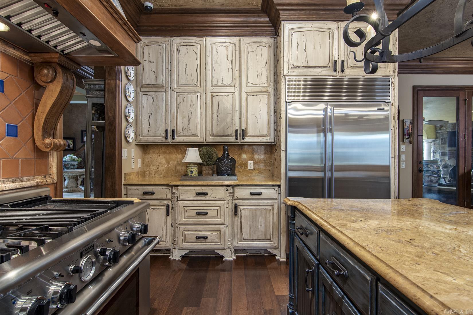 VALLEY FALLS ESTATES - Residential